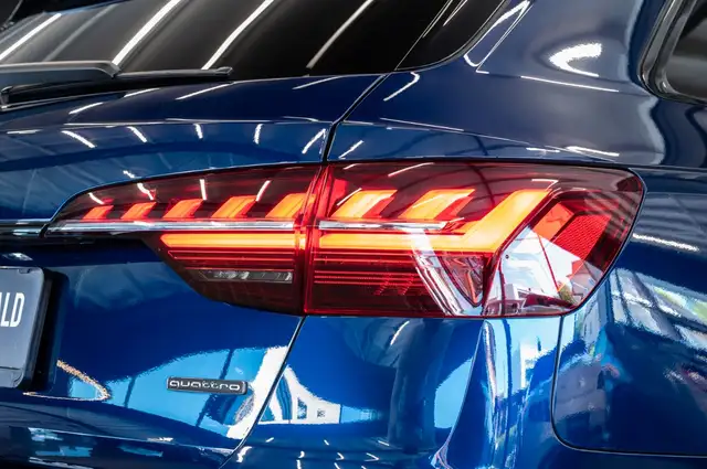 Audi A4 view 8