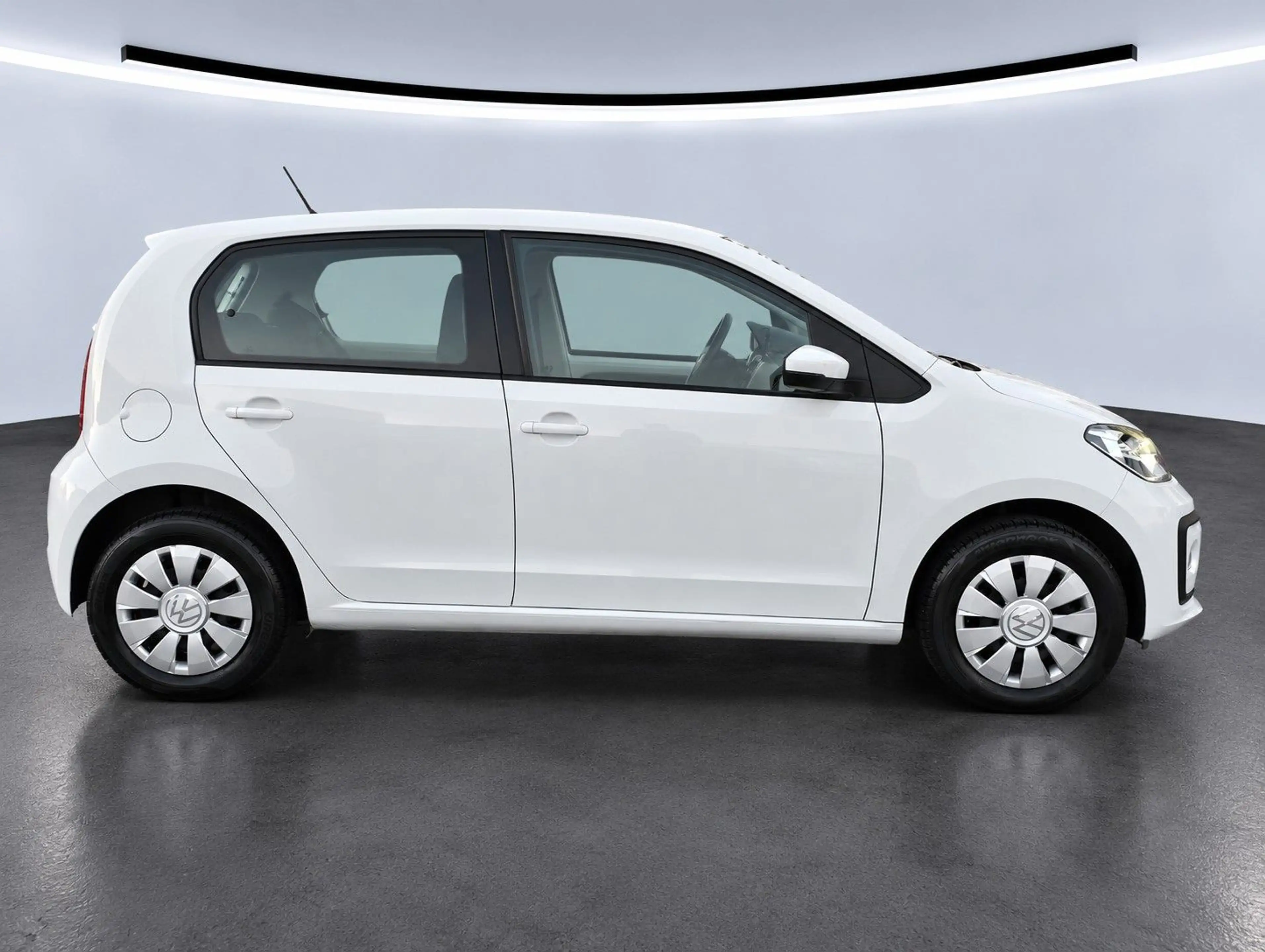 Volkswagen up! KLIMA*TEMPOMAT*KAMERA*SPURHAKTE*SITZHEIZUNG* — photo 7