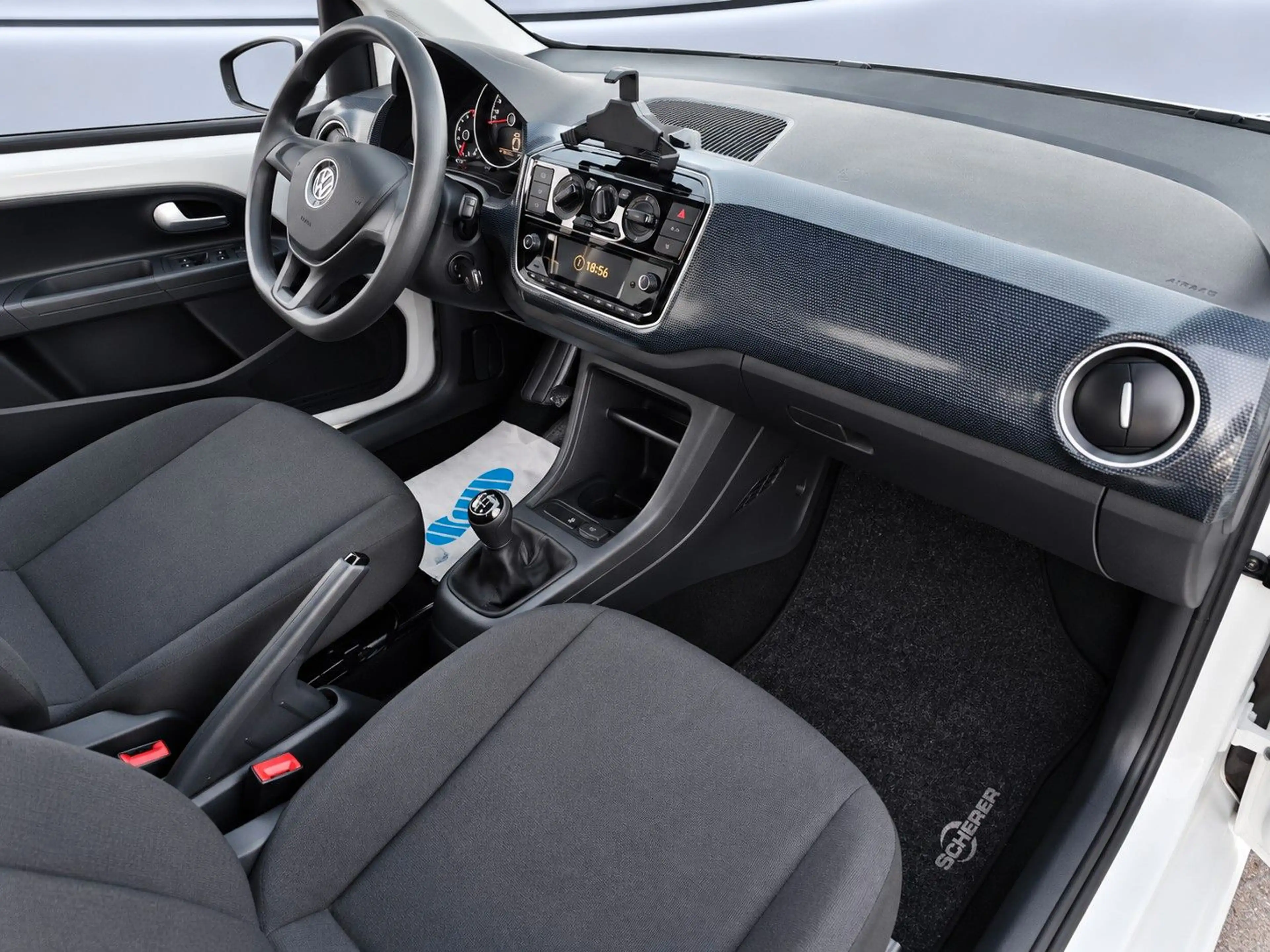 Volkswagen up! KLIMA*TEMPOMAT*KAMERA*SPURHAKTE*SITZHEIZUNG* — photo 14