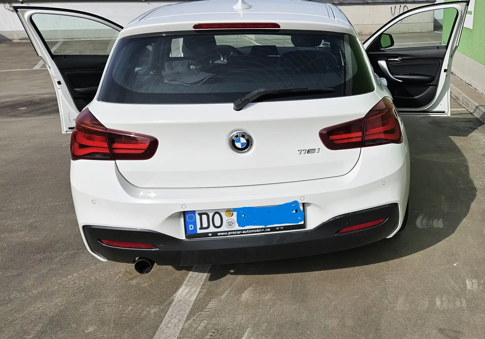 BMW 118 118 I M Sport Biały - 1