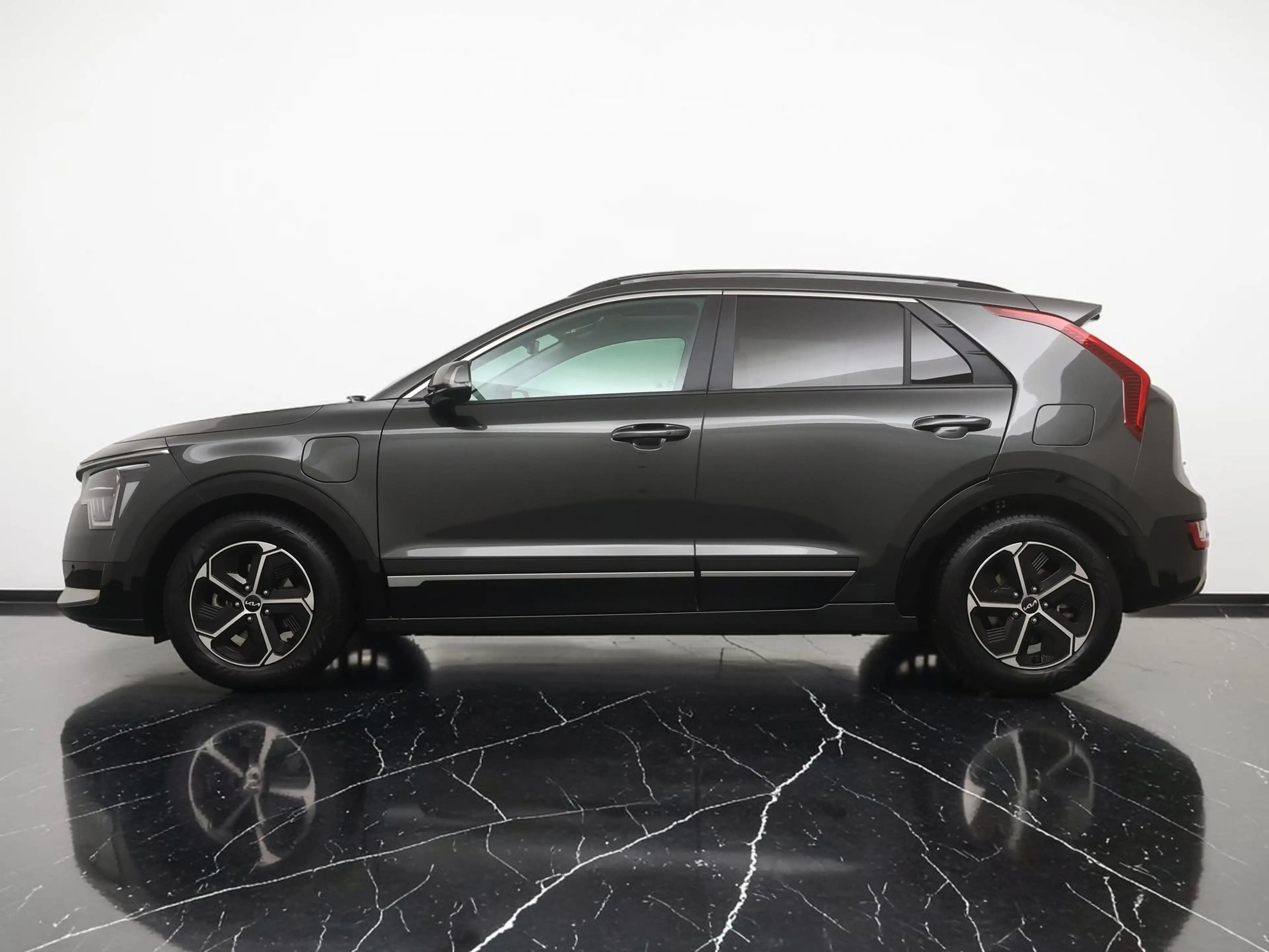 Kia Niro 1.6 GDi PHEV Plug-in Hybrid DynamicPlusLine 183PK — photo 4
