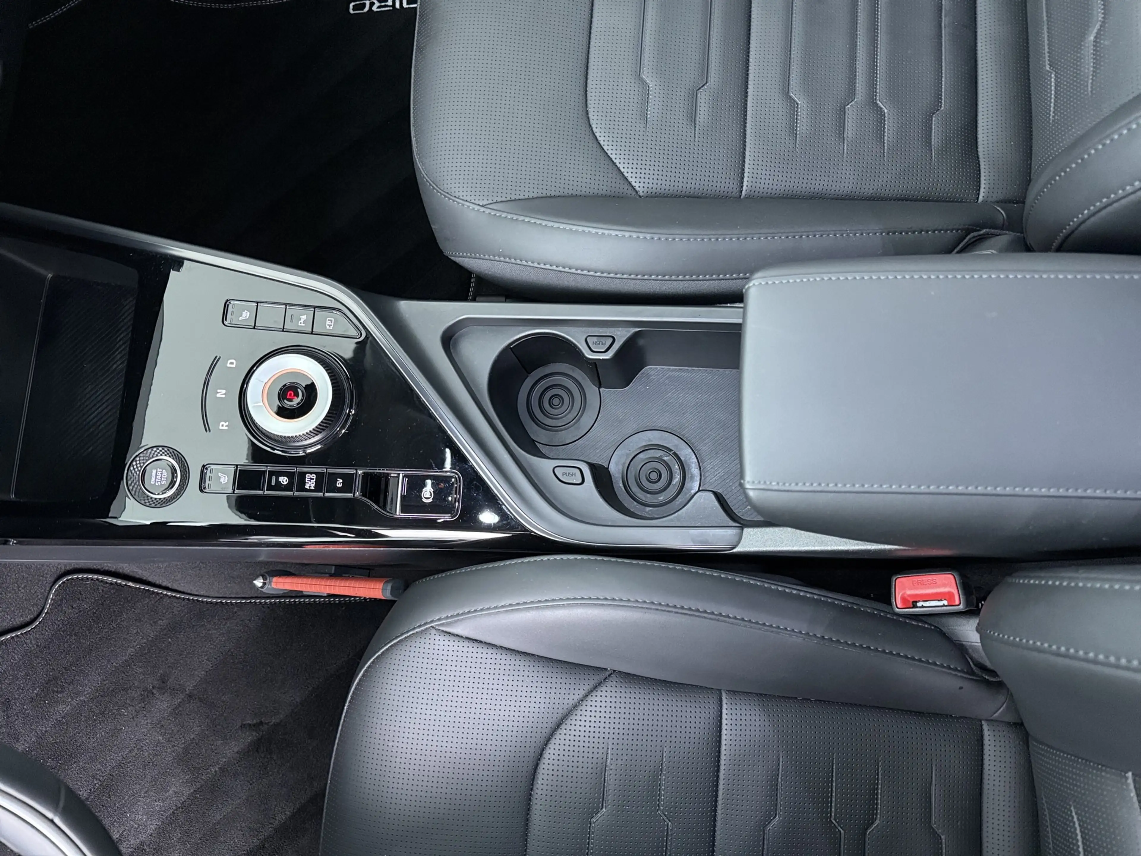 Kia Niro 1.6 GDi PHEV Plug-in Hybrid DynamicPlusLine 183PK — photo 40