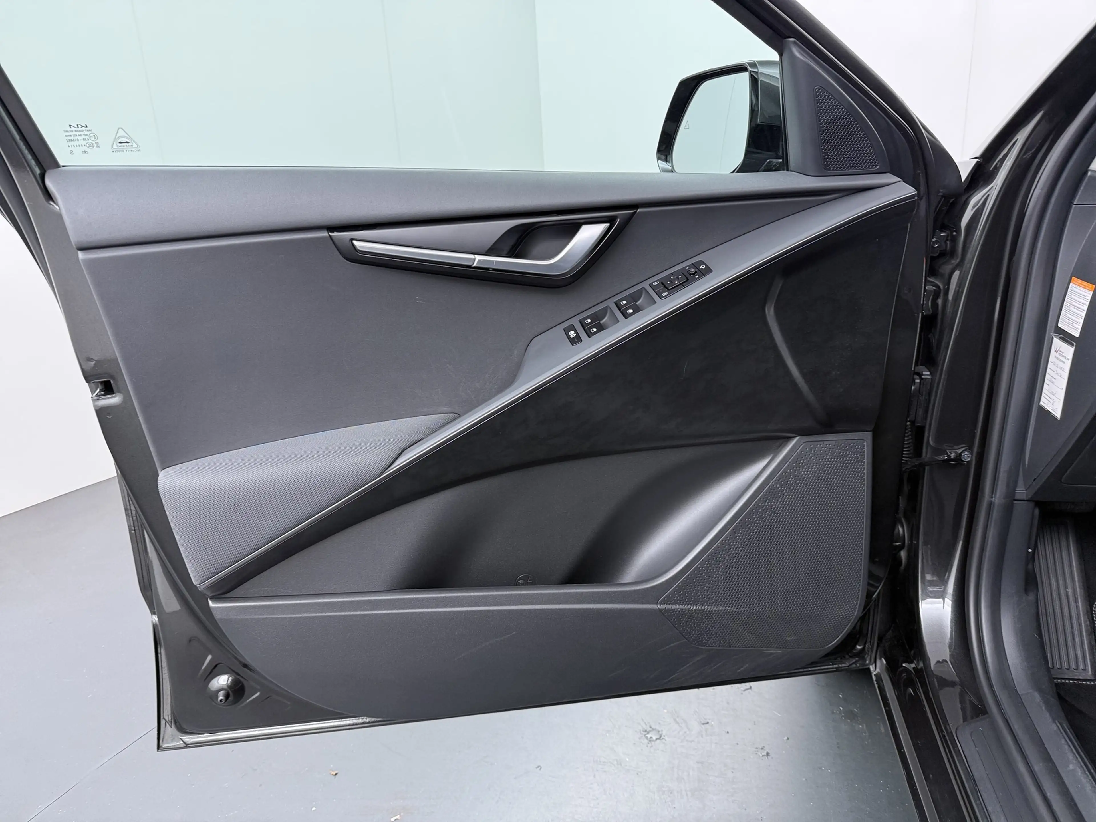Kia Niro 1.6 GDi PHEV Plug-in Hybrid DynamicPlusLine 183PK — photo 28