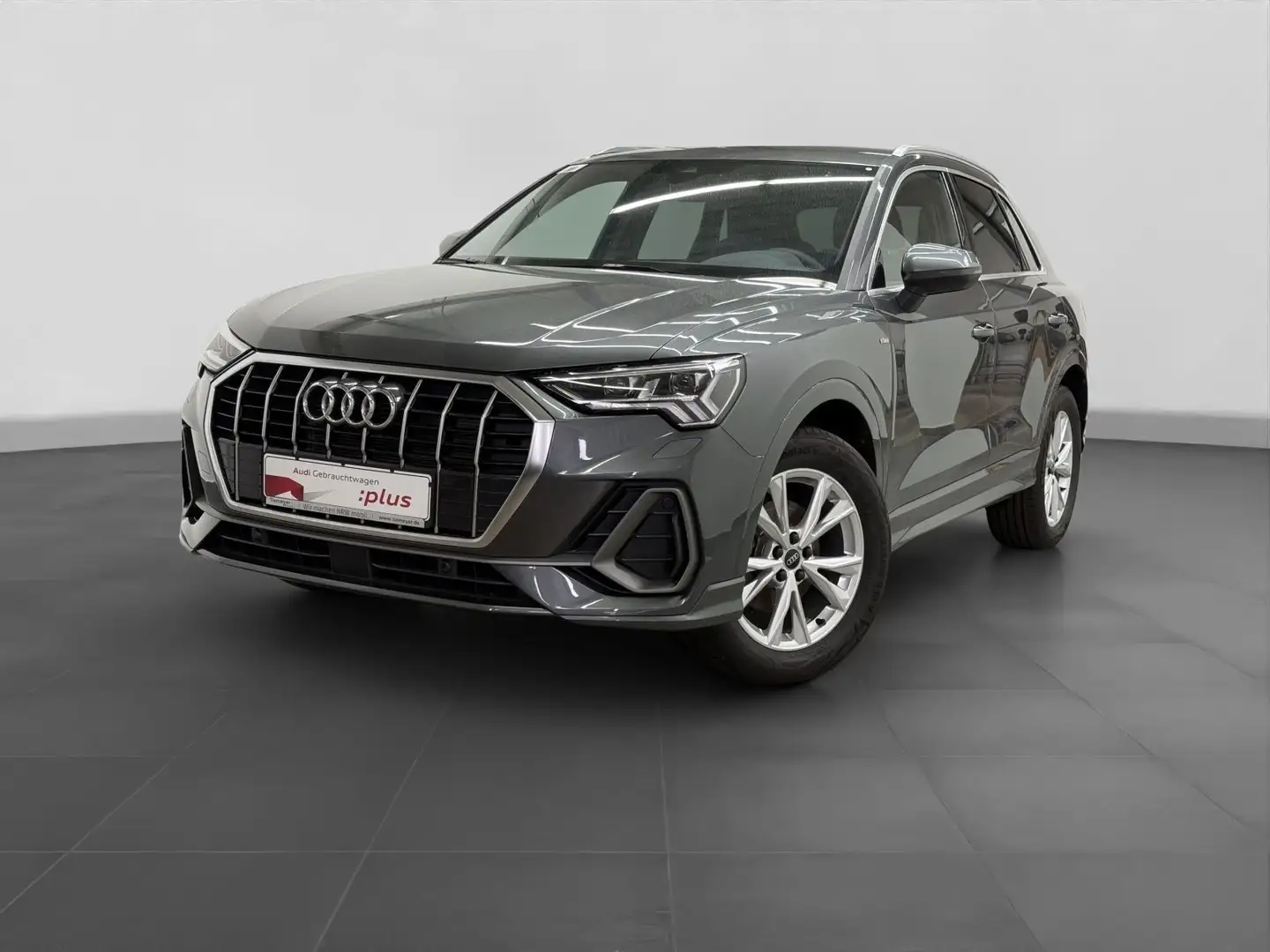 Audi Q3 35 TFSI 2x S LINE MATRIX ST.HEIZ ASSIST AHK Grau - 2
