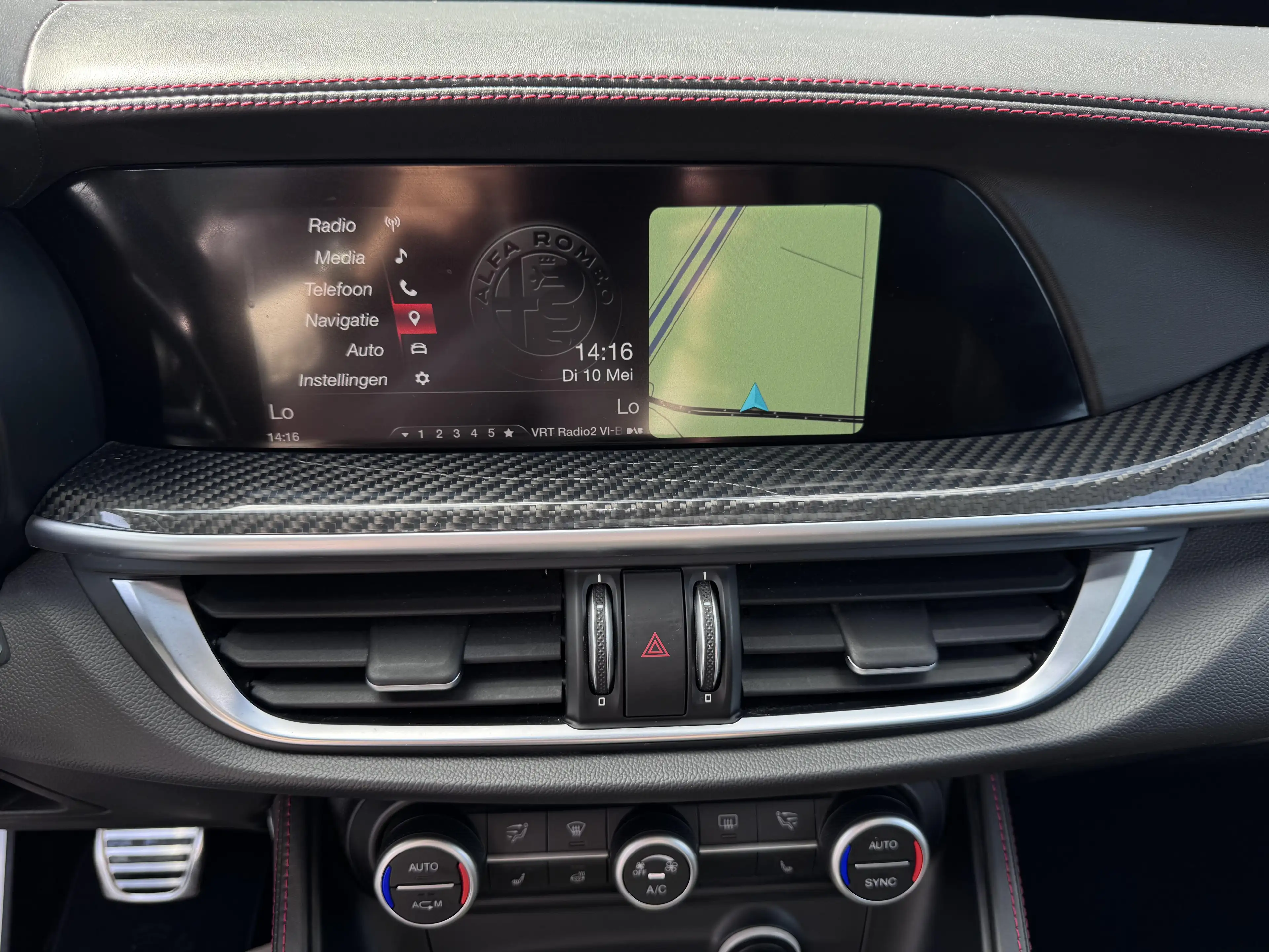 Alfa Romeo Stelvio 3.0 Quadrifoglio | PANO | full option — photo 11
