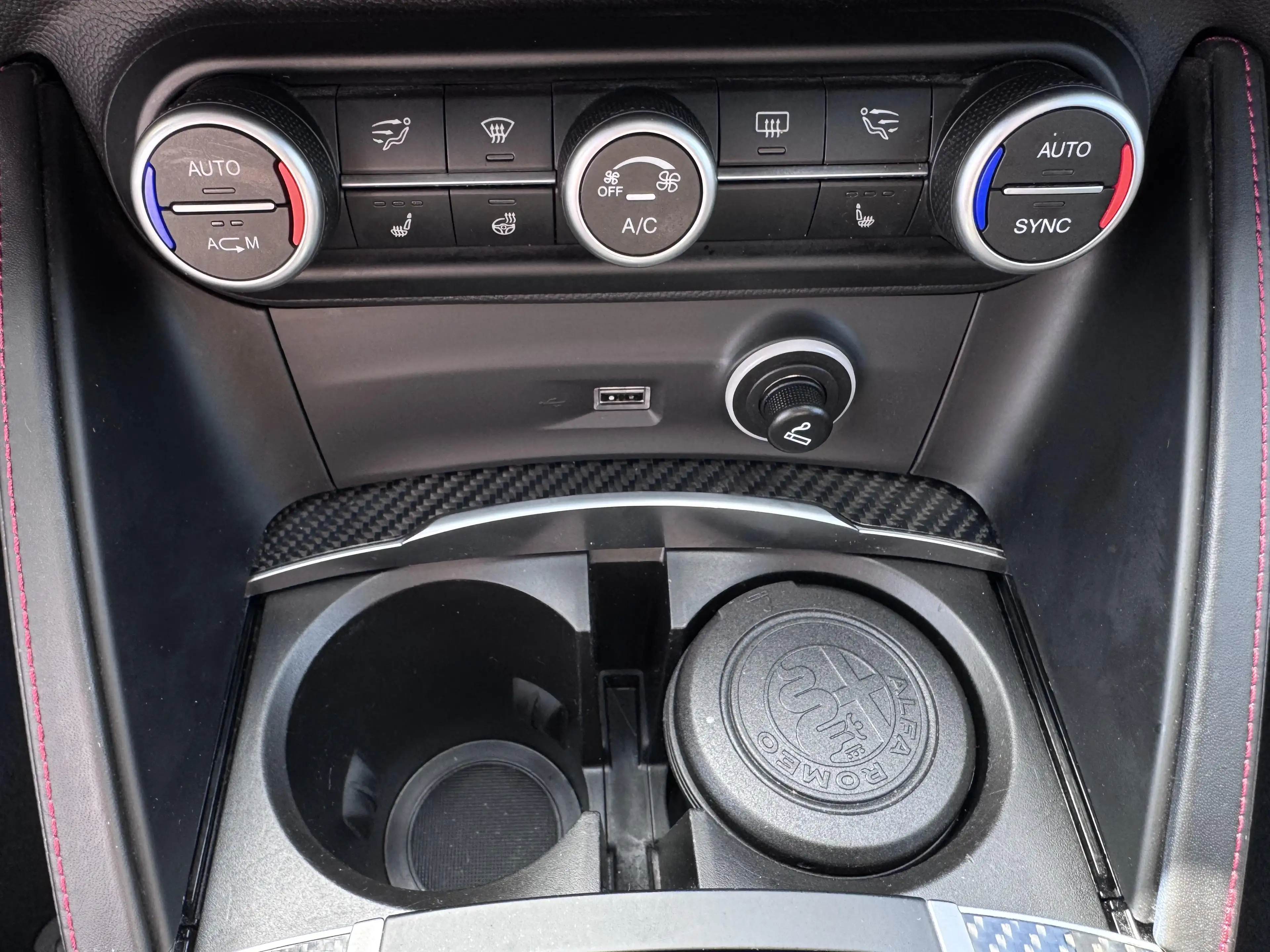Alfa Romeo Stelvio 3.0 Quadrifoglio | PANO | full option — photo 13