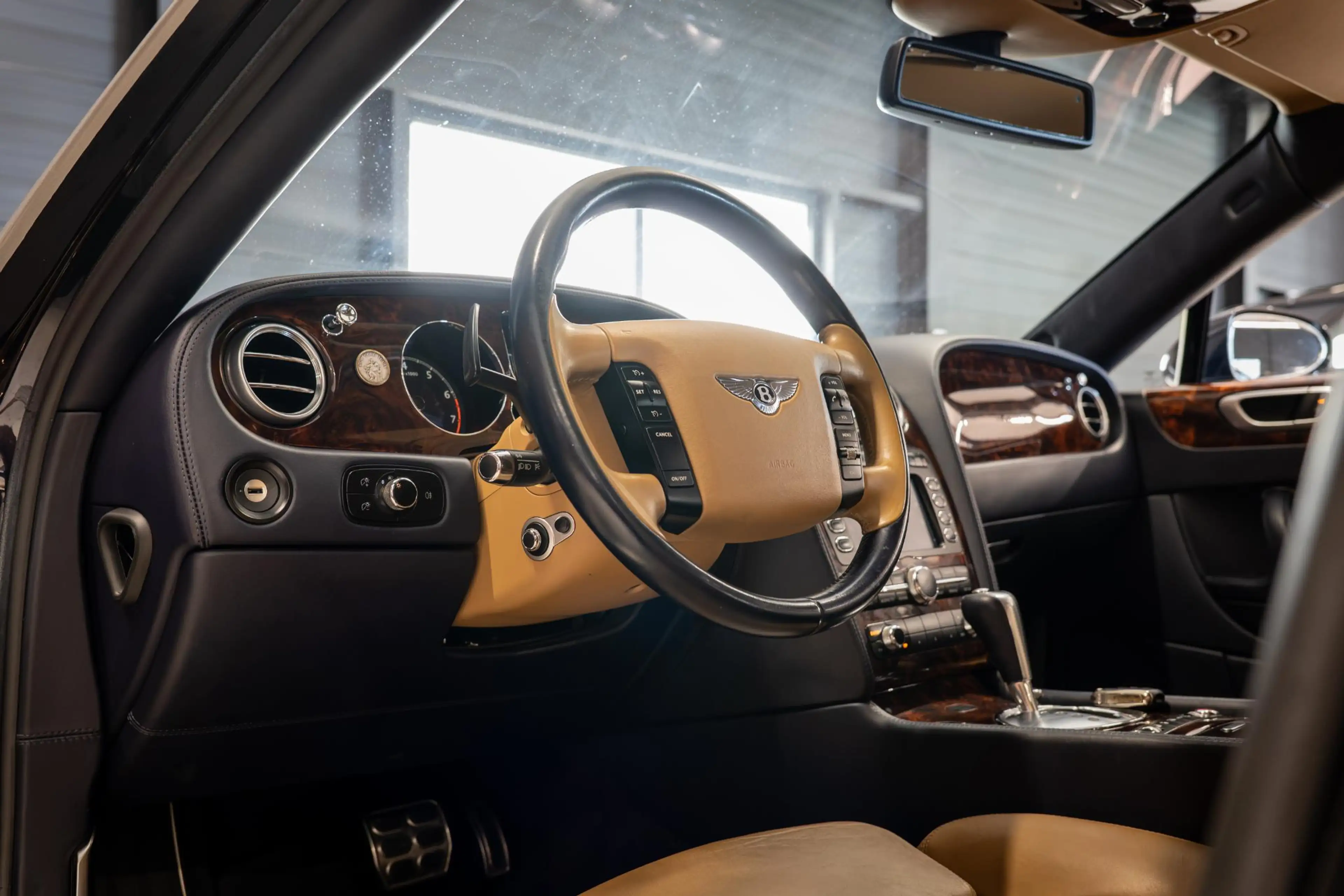 Bentley Flying Spur Continental 6.0 W12 Stoelventilatie | Luchtvering — photo 7