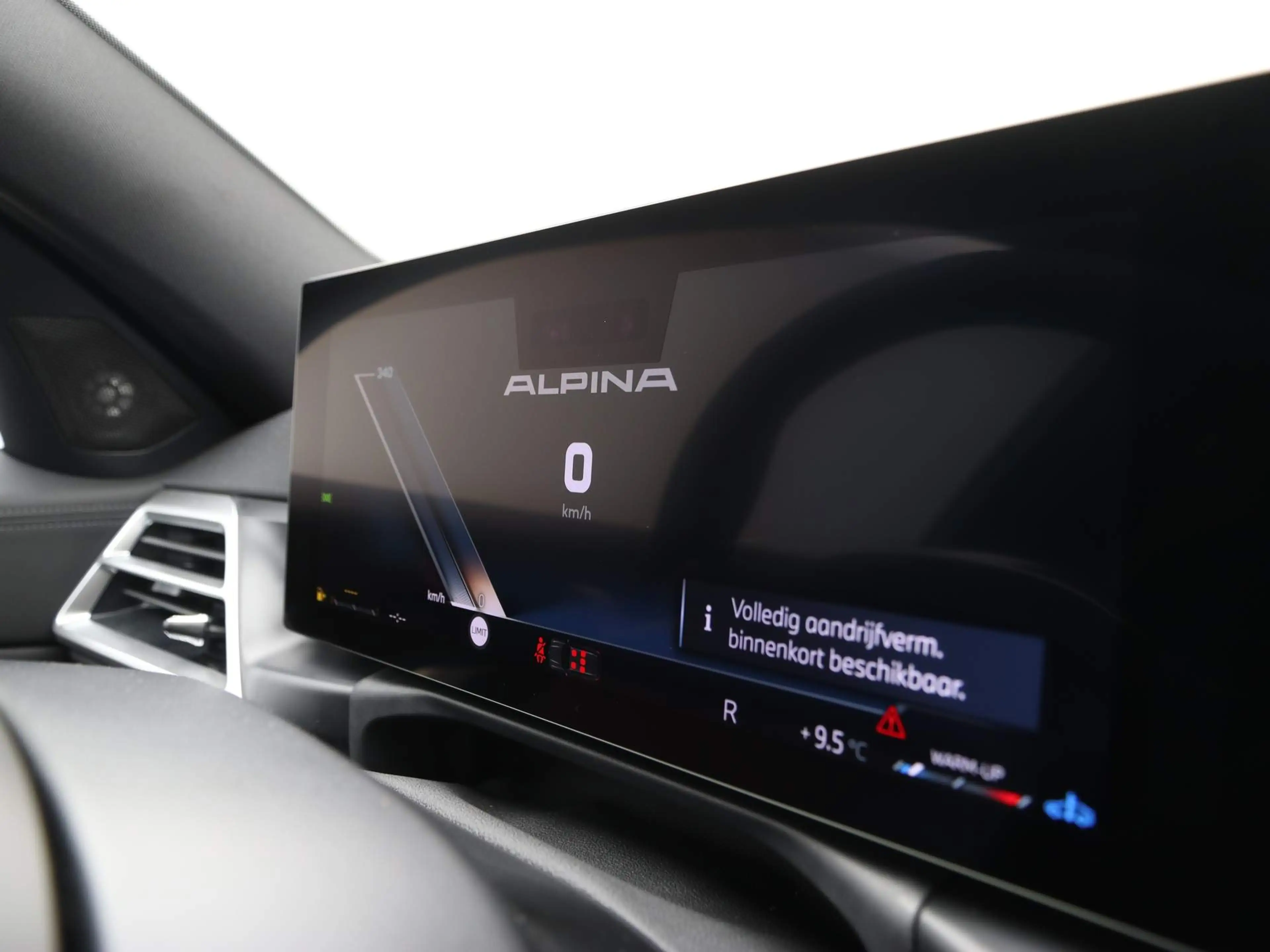 Alpina B3 GT Touring SWITCH-TRONIC Allrad - Carbon Black — photo 3