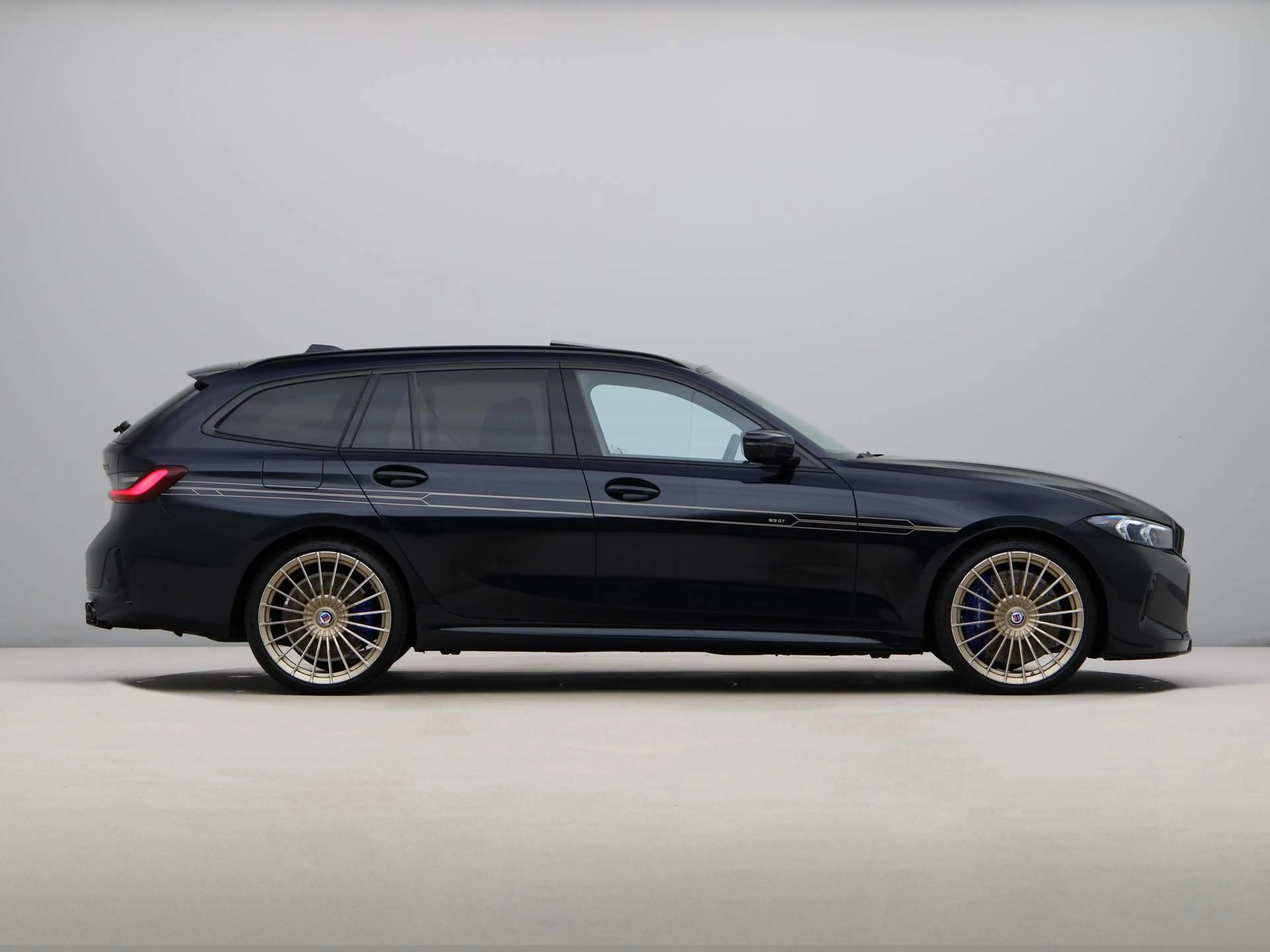 Alpina B3 GT Touring SWITCH-TRONIC Allrad - Carbon Black — photo 8