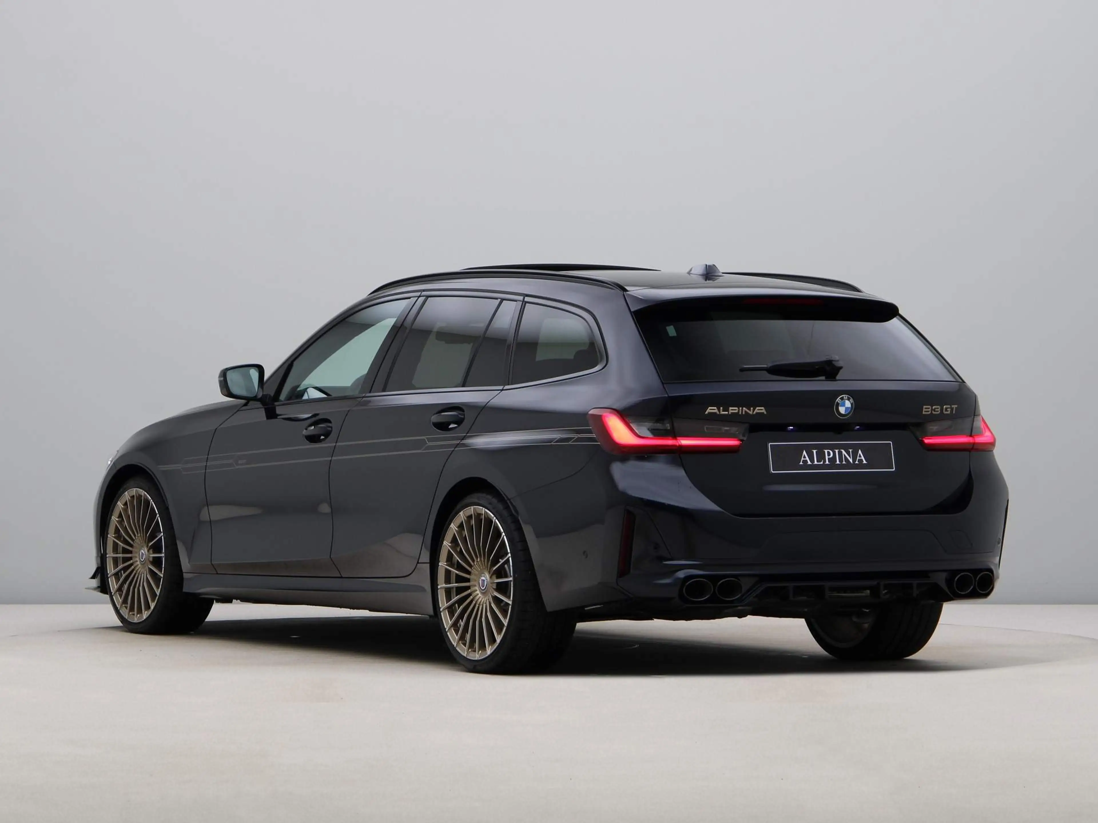 Alpina B3 GT Touring SWITCH-TRONIC Allrad - Carbon Black — photo 11