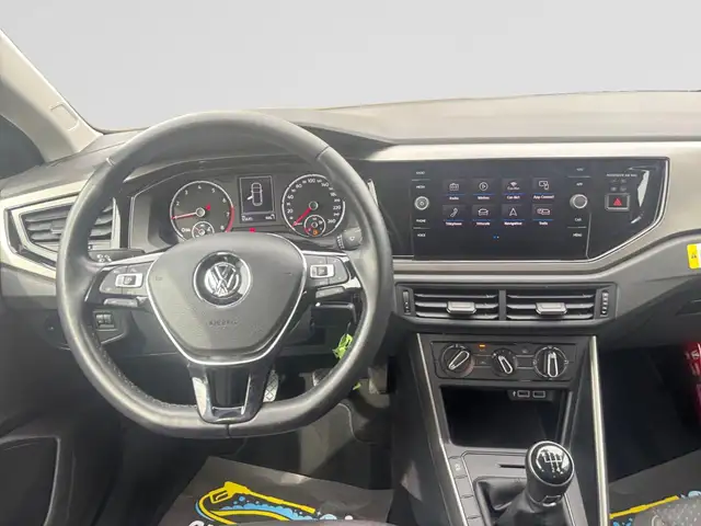 Volkswagen Polo view 13