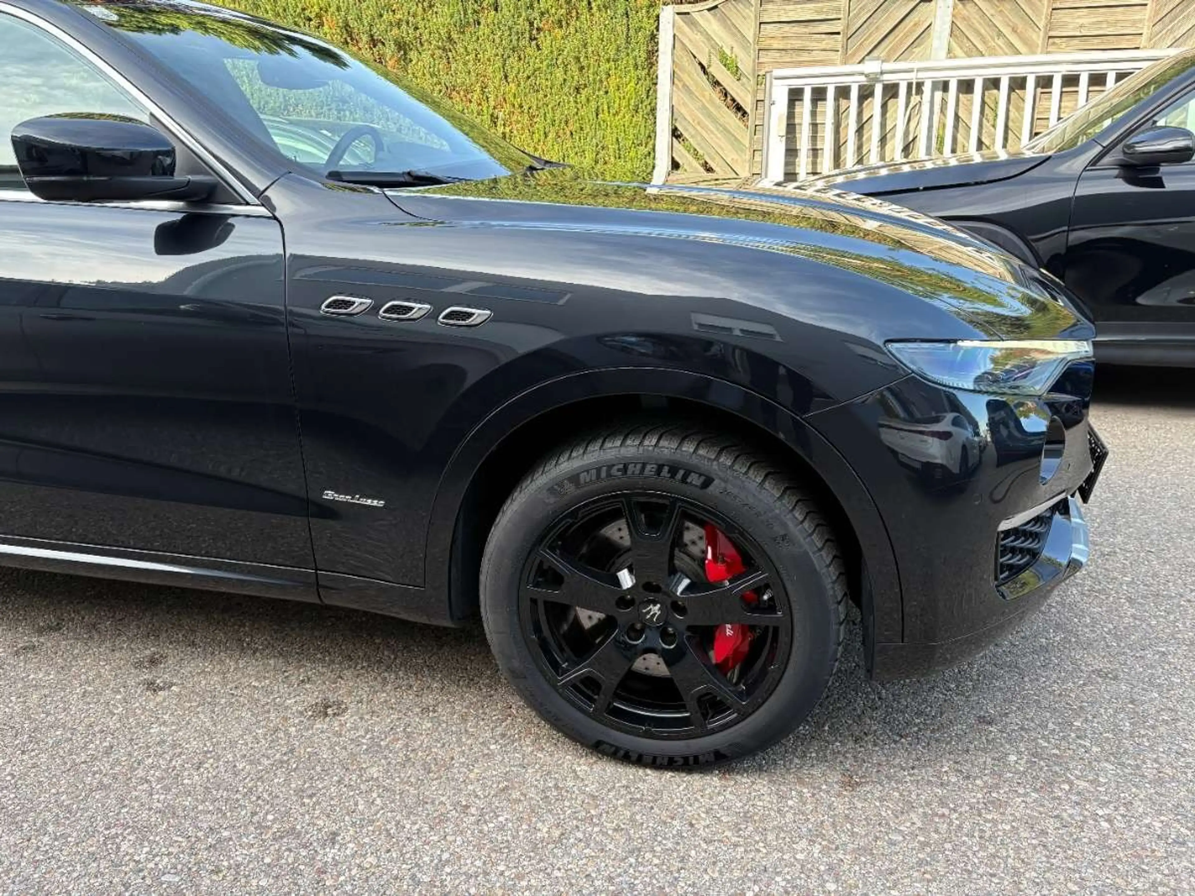 Maserati Levante Q4 GranLusso — photo 8