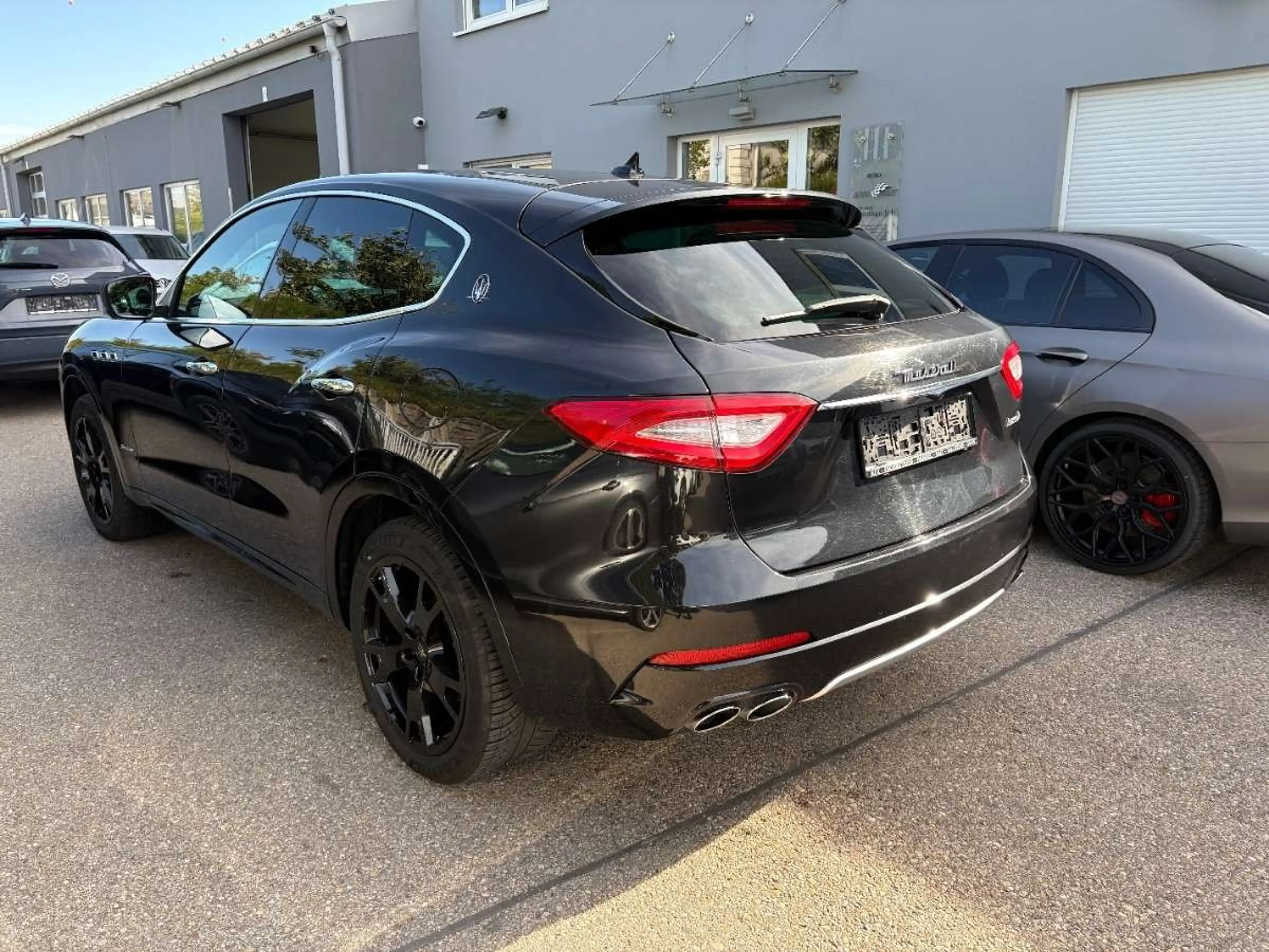Maserati Levante Q4 GranLusso — photo 5