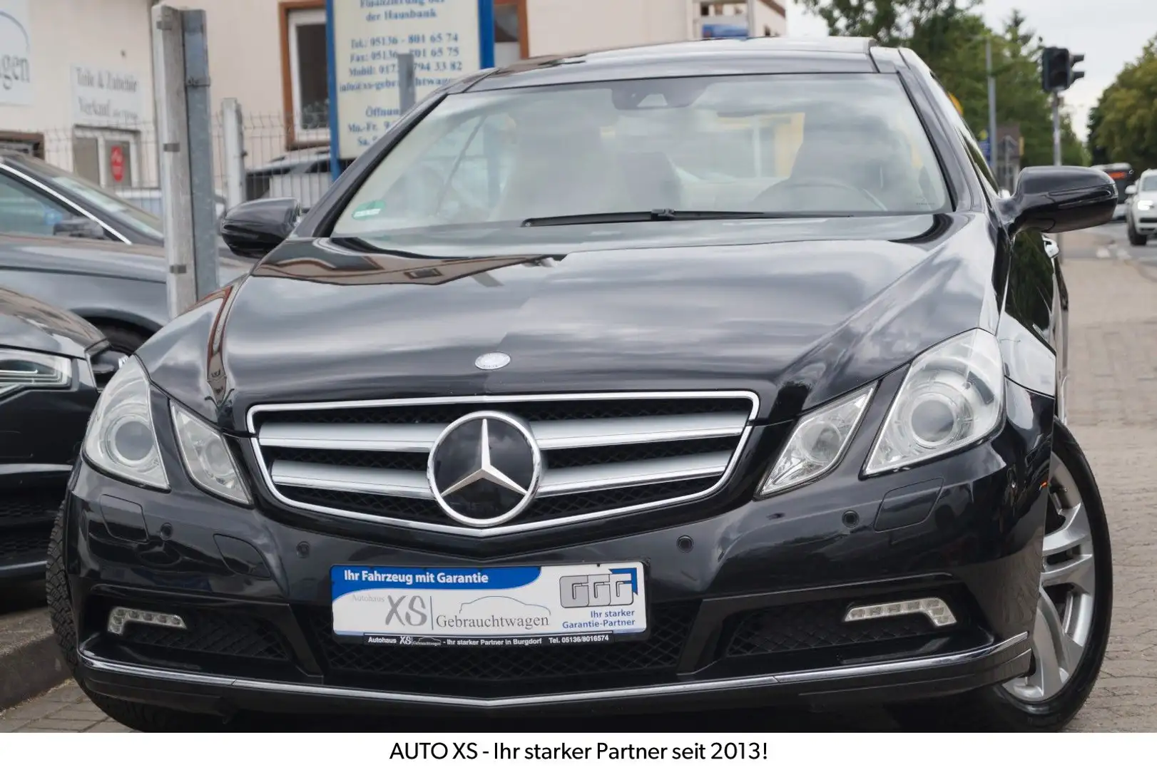 Mercedes-Benz E 350 CGI Coupé BlueEffi. 7G-Tronic Elegance 3Hd Black - 1
