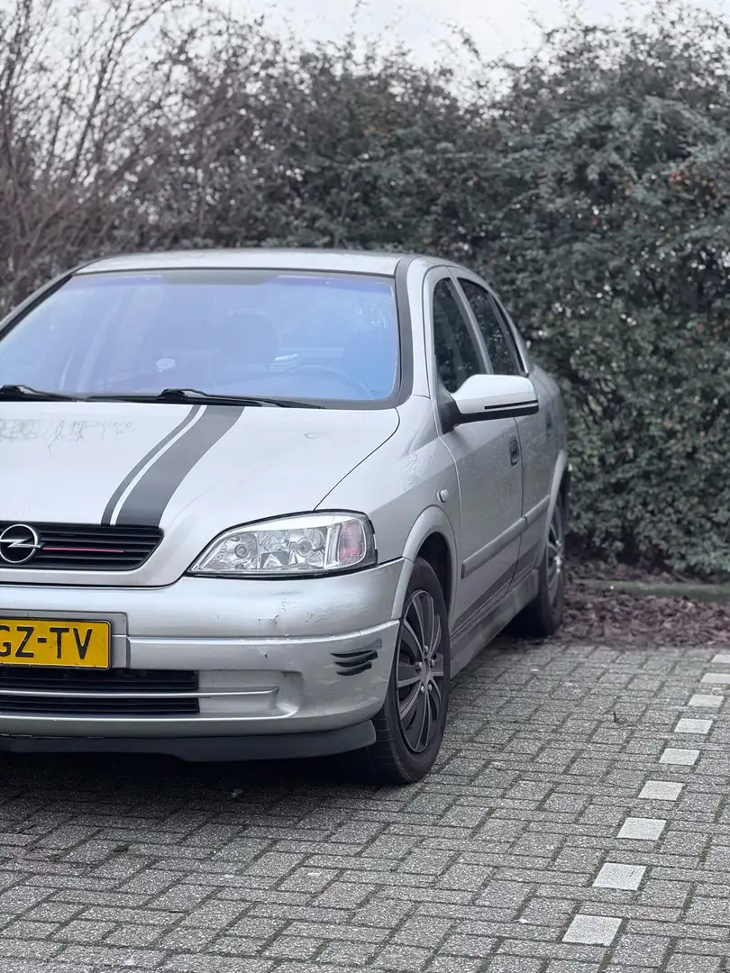 Opel Astra 2.2-16V Pearl Grijs - 1