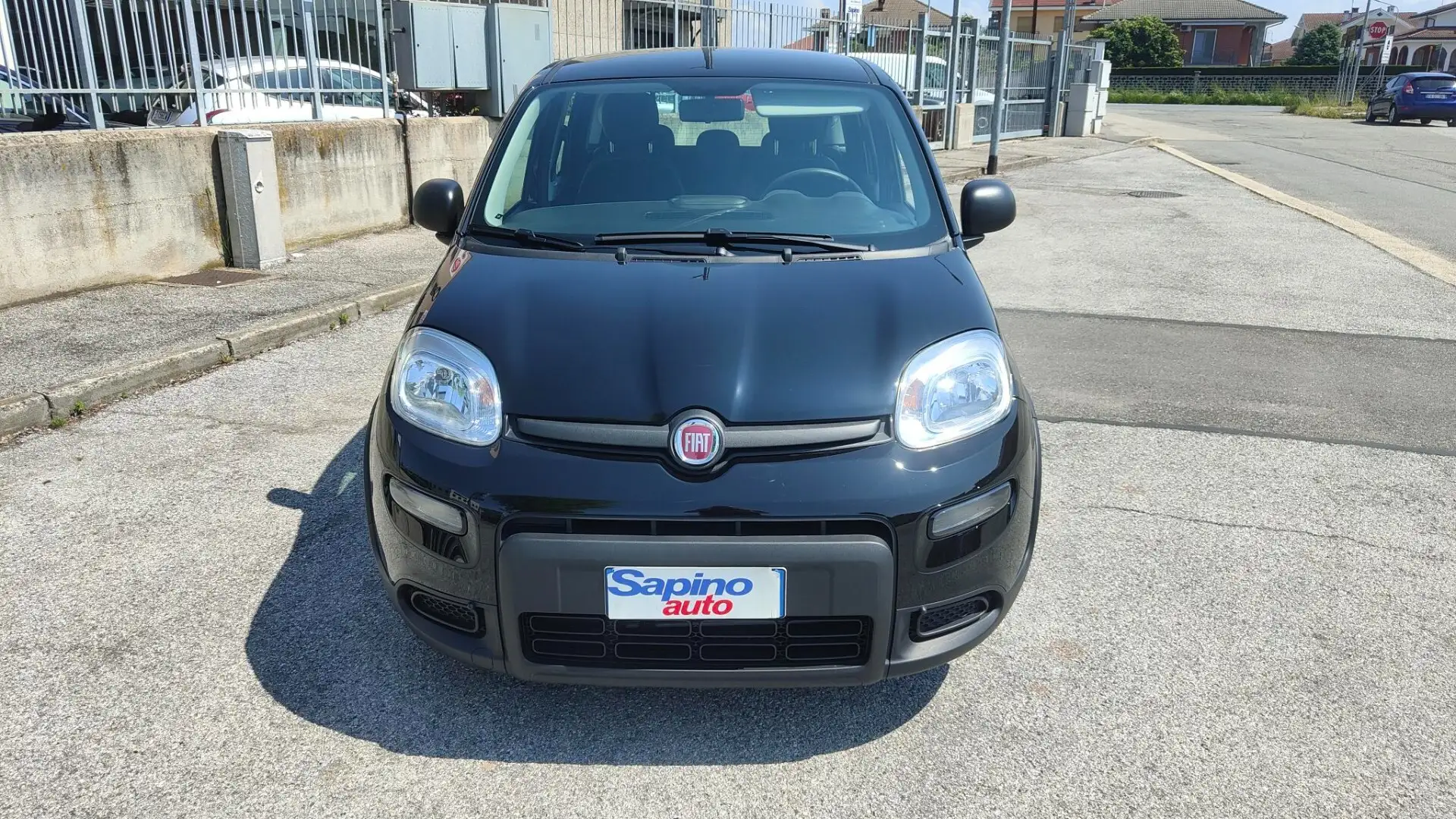 Fiat Panda 1.0 FireFly S&S Hybrid Schwarz - 2