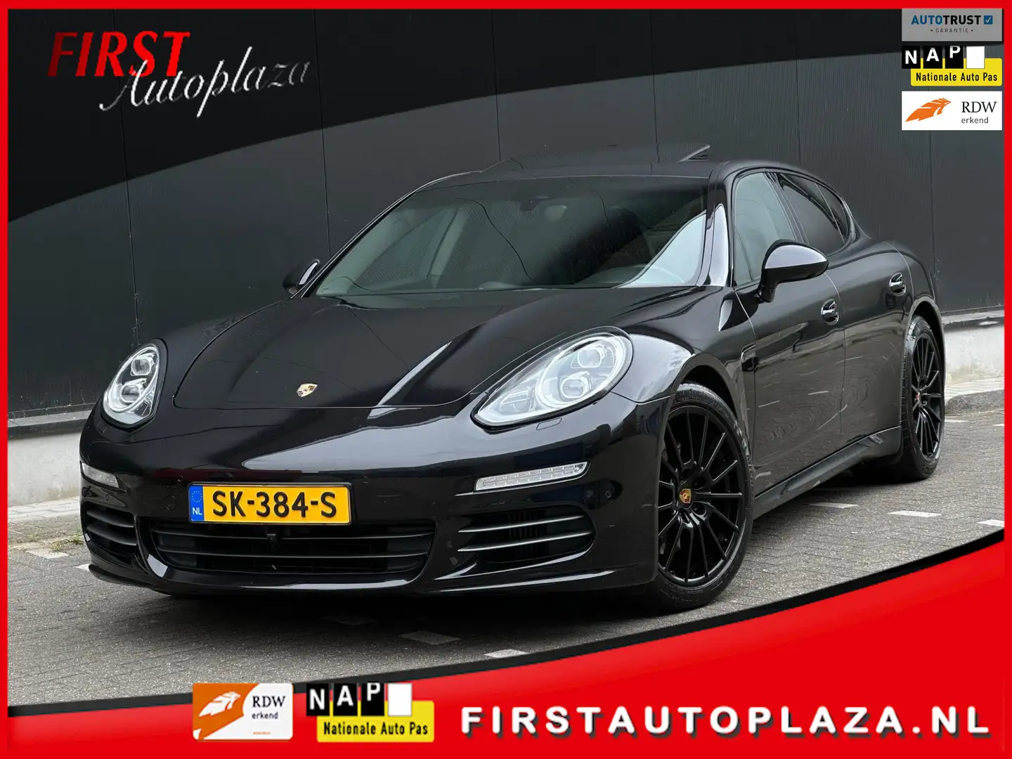 Porsche Panamera 3.0 4S 420 PK LUCHTVERING/LINE-ASSIST/MEMORY | KEU Zwart - 1