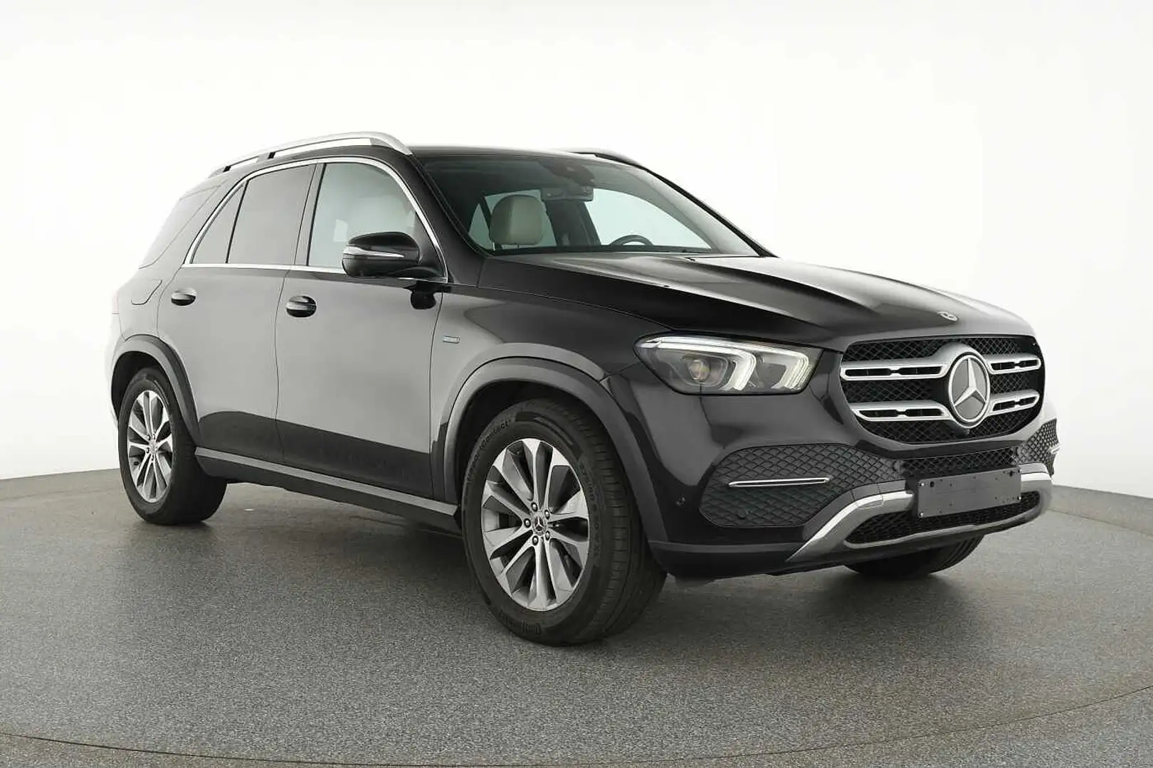 Mercedes-Benz GLE 350 de 4MATIC Off-Roader Schwarz - 2