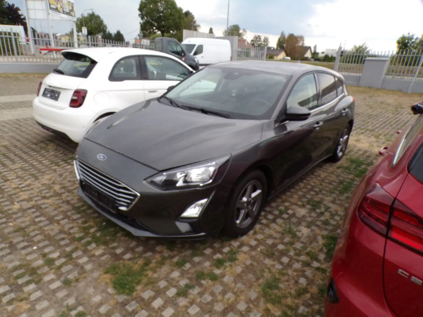 Ford Focus Cool Grau - 2