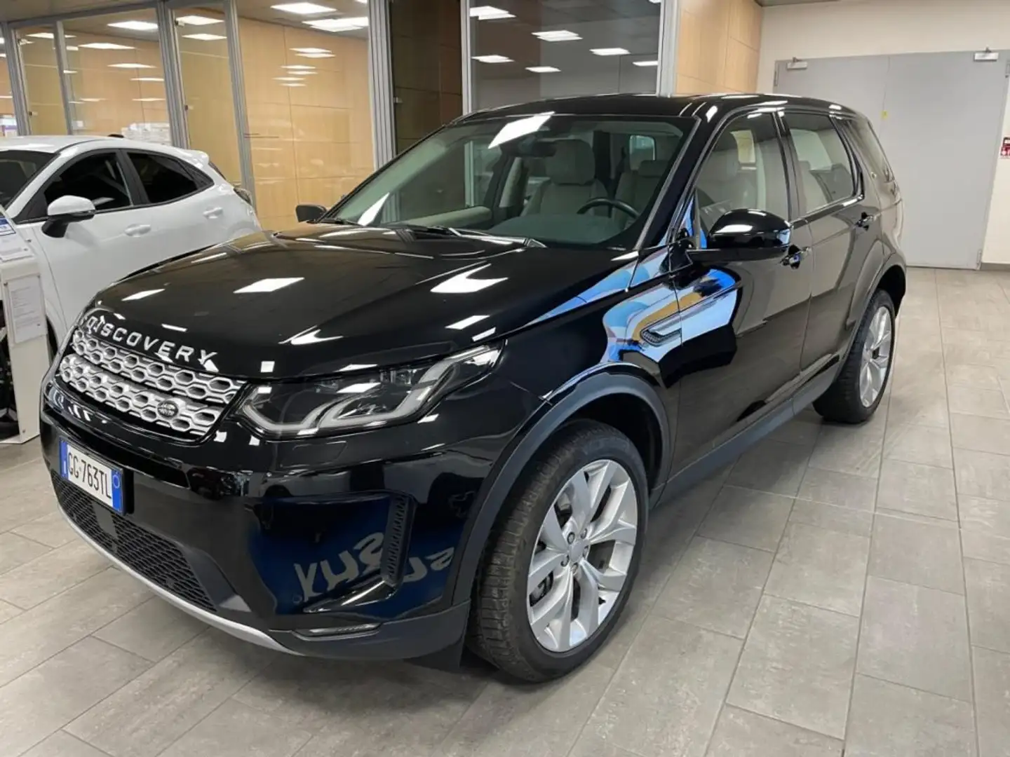 Land Rover Discovery Sport 2.000 DIESEL/IBRIDO  4x4  204cv.  Automatica SE Nero - 1