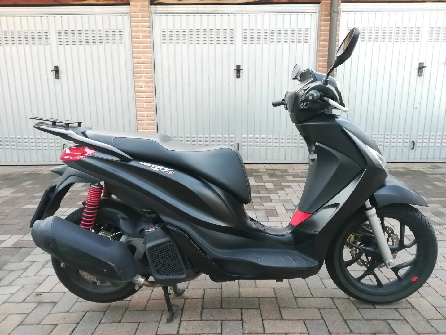 Piaggio Medley 125 S ABS Nero - 2
