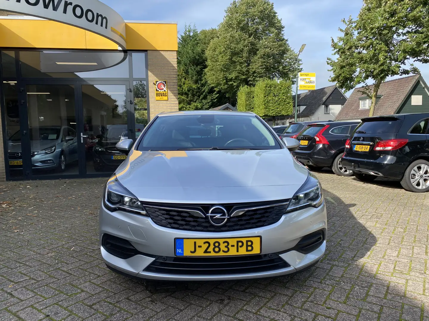 Opel Astra 1.2 Turbo 130PK Edition Navi Camera Climate Contro Grijs - 2