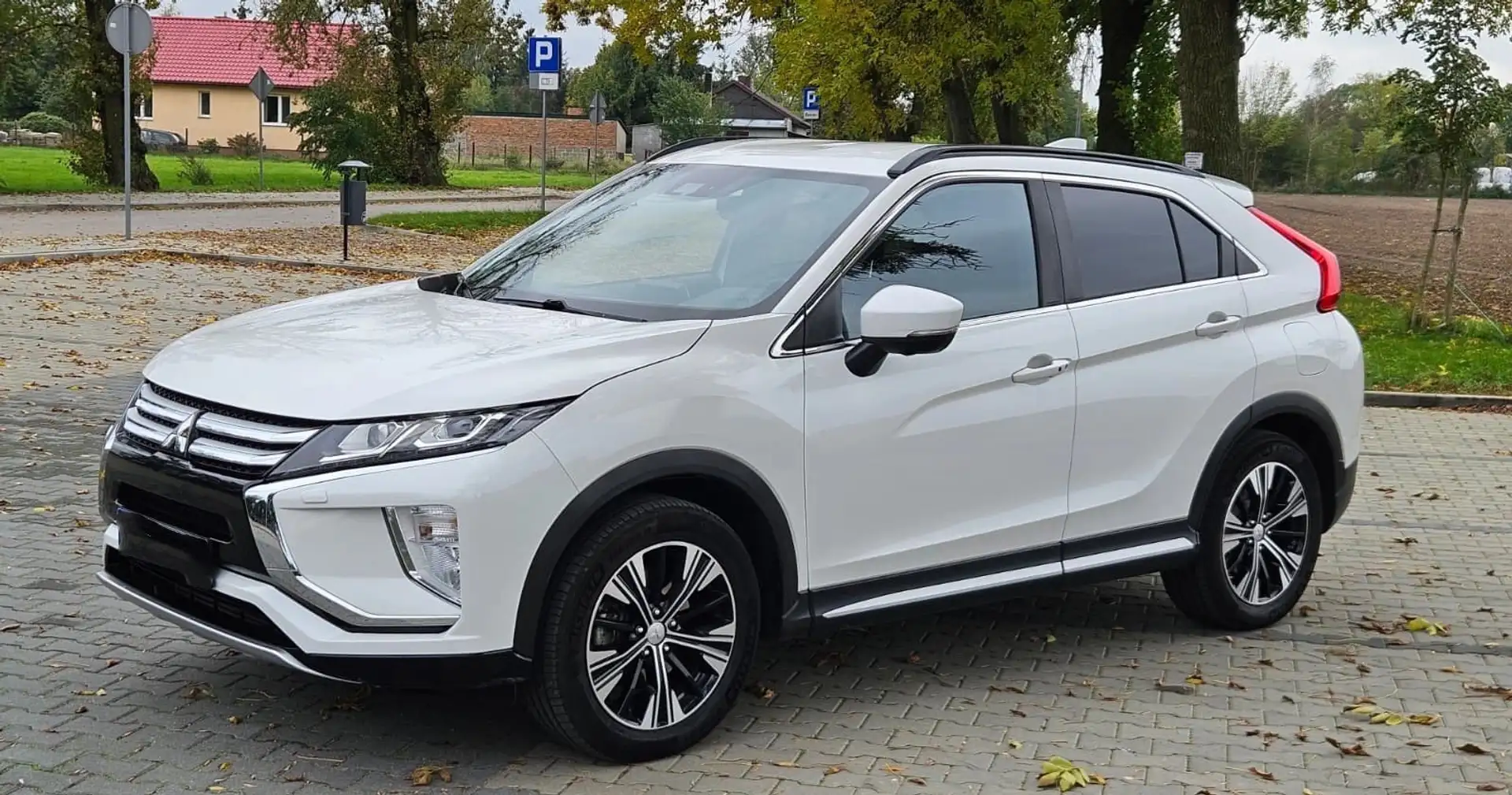 Mitsubishi Eclipse Cross Eclipse Cross 1.5 T-MIVEC ClearTec CVT 4WD Diamant - 2
