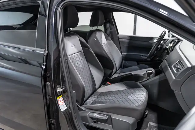 Volkswagen Taigo view 19