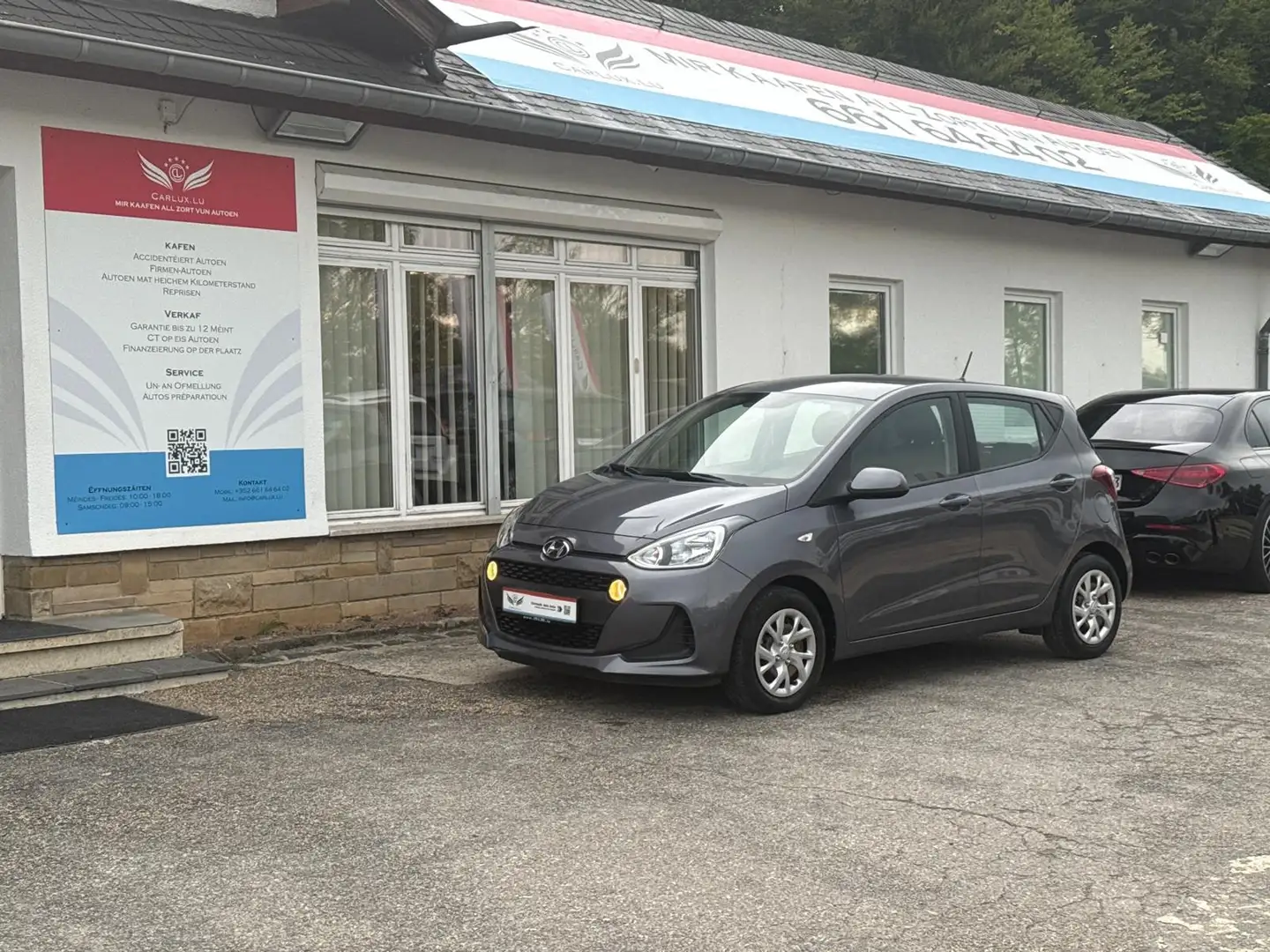 Hyundai i10 Classic Grau - 1