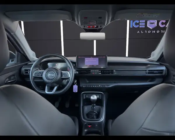 Jeep Avenger view 13