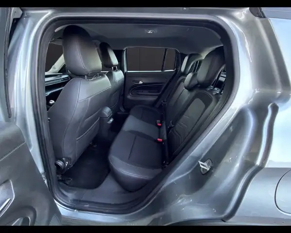 Jeep Avenger view 15
