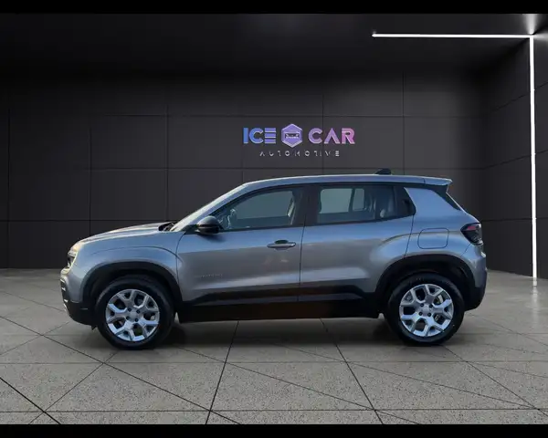 Jeep Avenger view 8