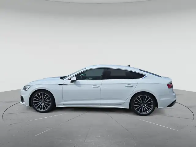 Audi A5 view 6