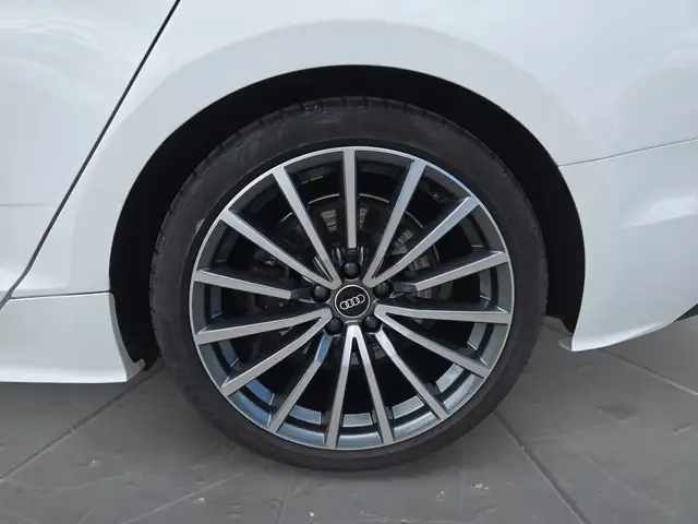 Audi A5 view 15