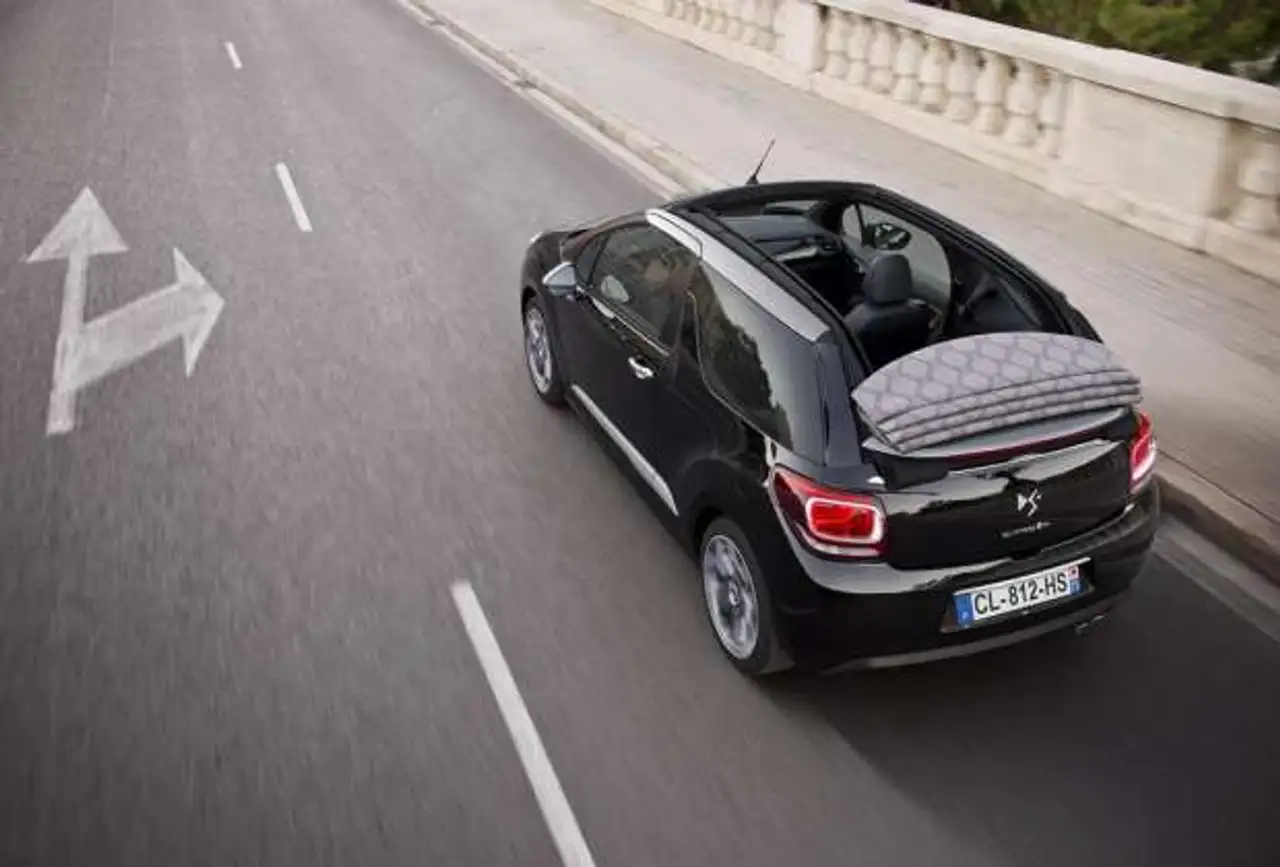 Citroen DS3 Cabriolet BlueHDi 100 So IrrÃ©sistible
