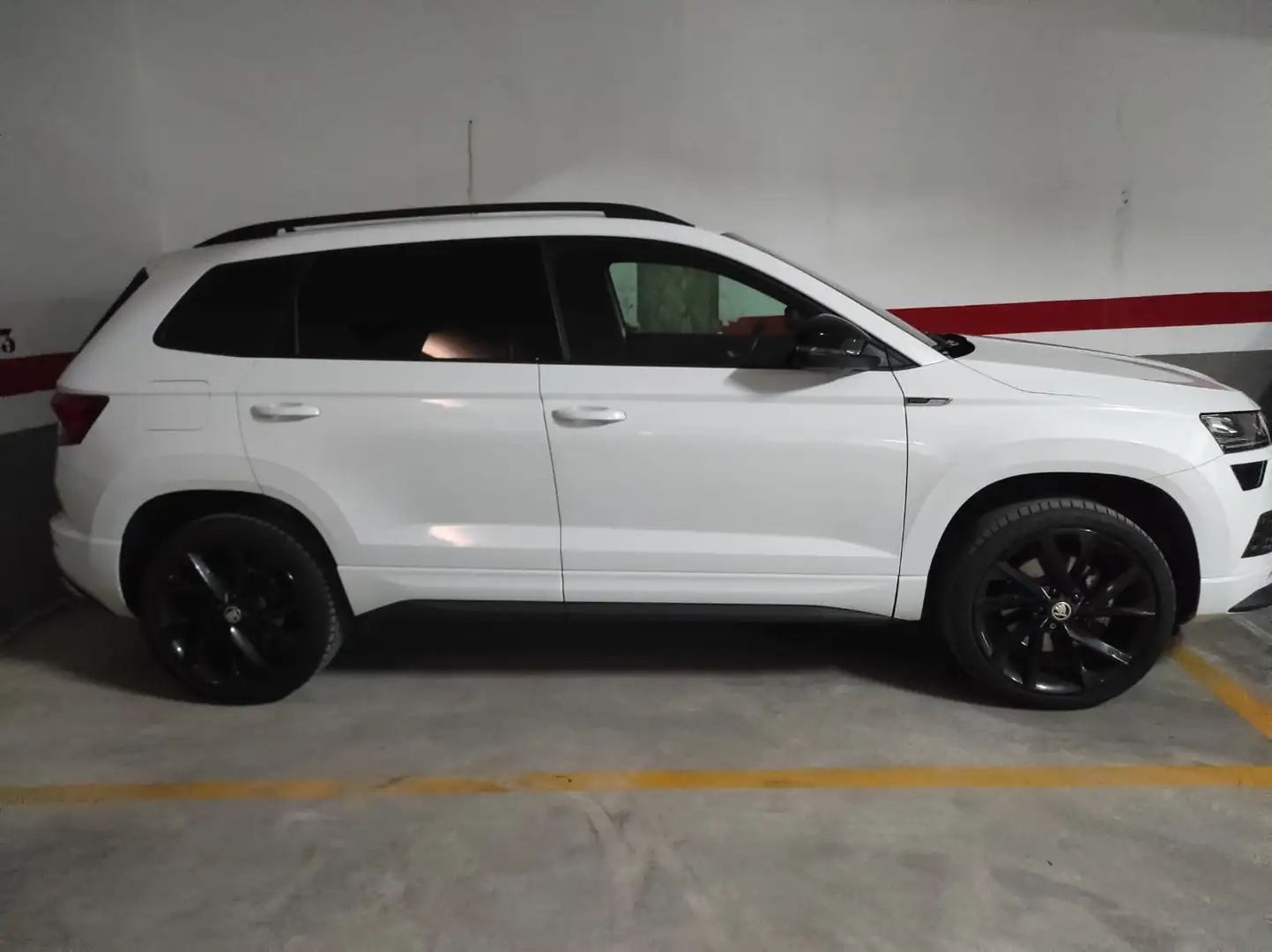 Skoda Karoq 1.5 TSI Sportline ACT DSG Blanco - 1