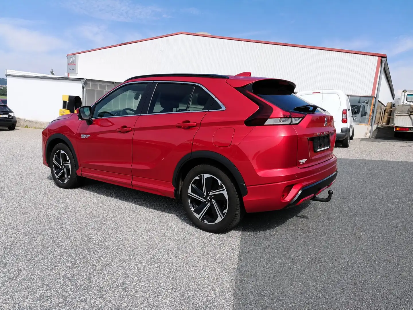 Mitsubishi Eclipse Cross PHEV 2,4 ALLRAD Diamond Rot - 2