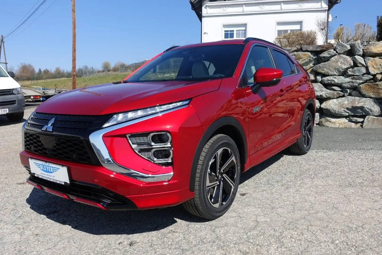 Mitsubishi Eclipse Cross PHEV 2,4 ALLRAD Diamond Rot - 1