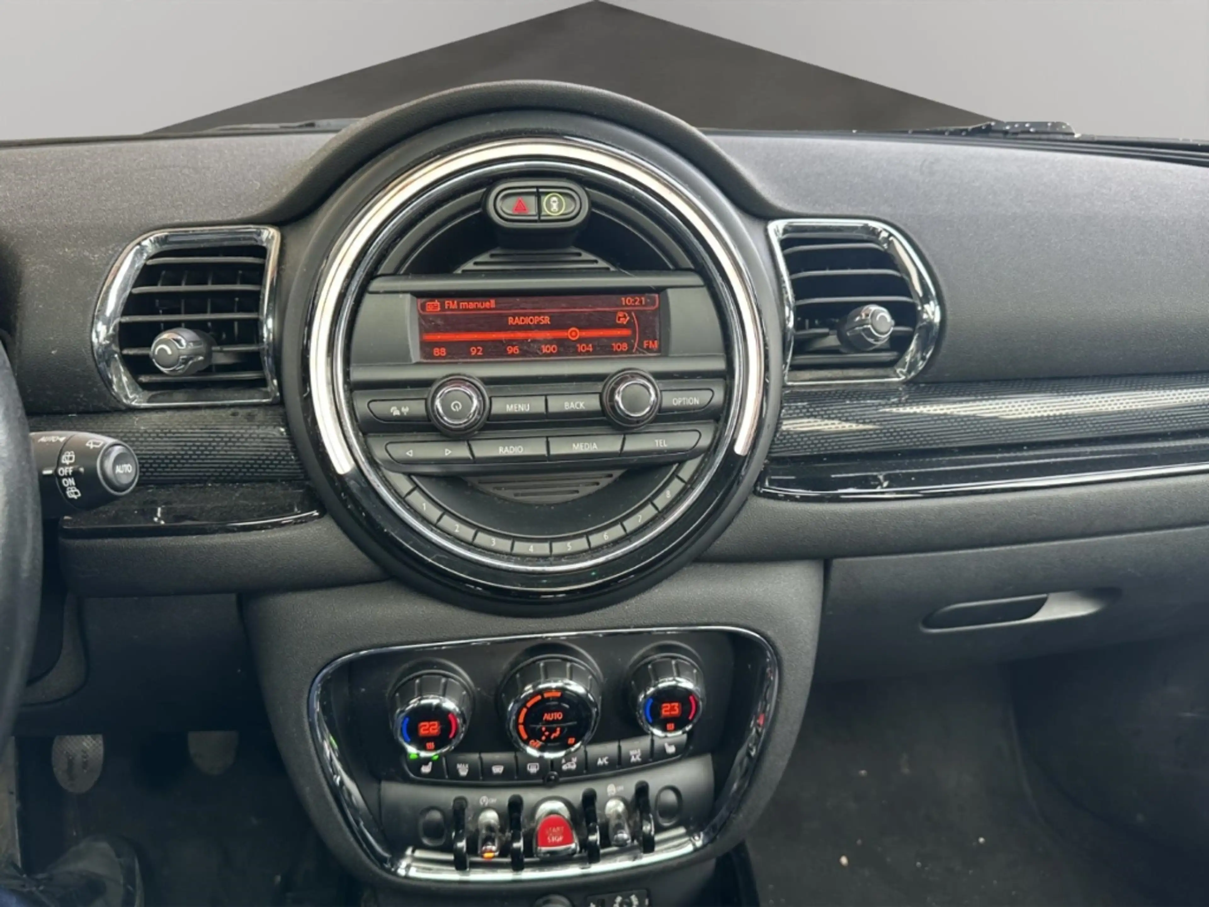 MINI Cooper Clubman 1,5 Chili Panorama LED PDC SHZ — photo 10