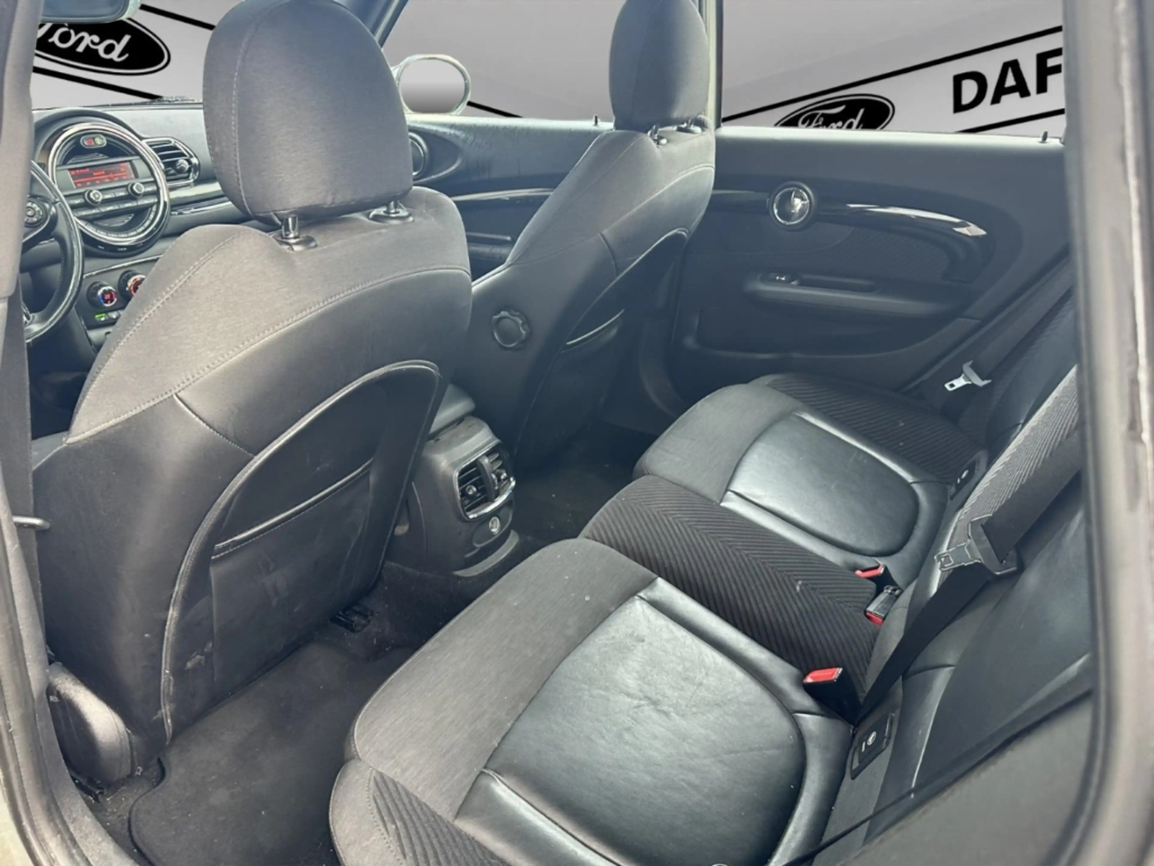 MINI Cooper Clubman 1,5 Chili Panorama LED PDC SHZ — photo 9