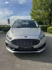 2,0 EcoBlue SCR Titanium Aut.