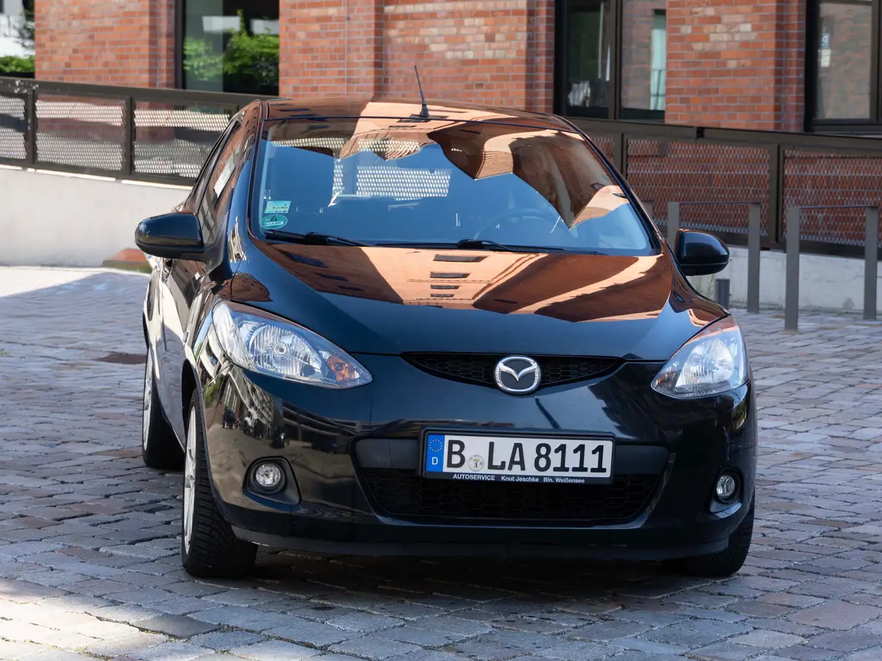 Mazda 2