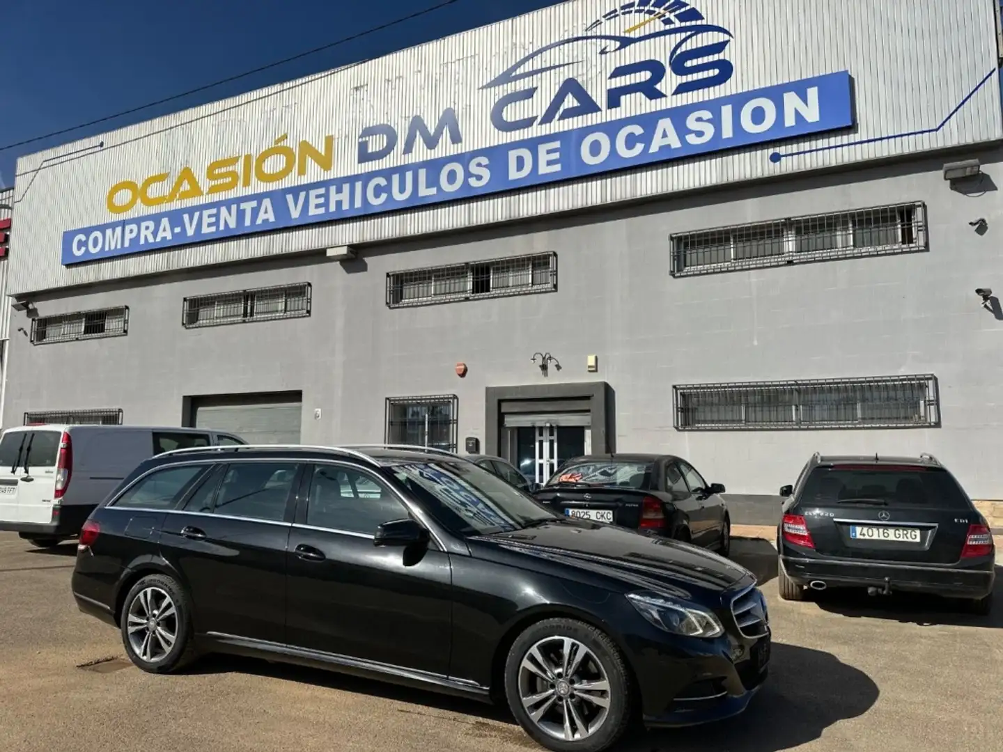 Mercedes-Benz E 350 Estate BT 4M 7G Plus Schwarz - 1