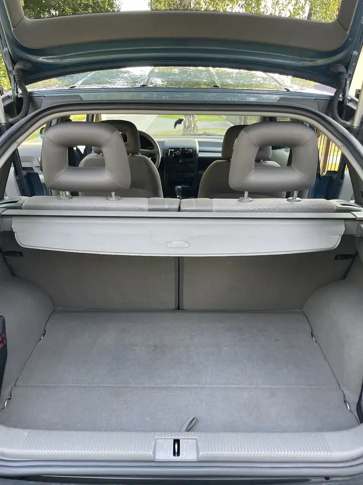 Audi A2 1.4, foto 11