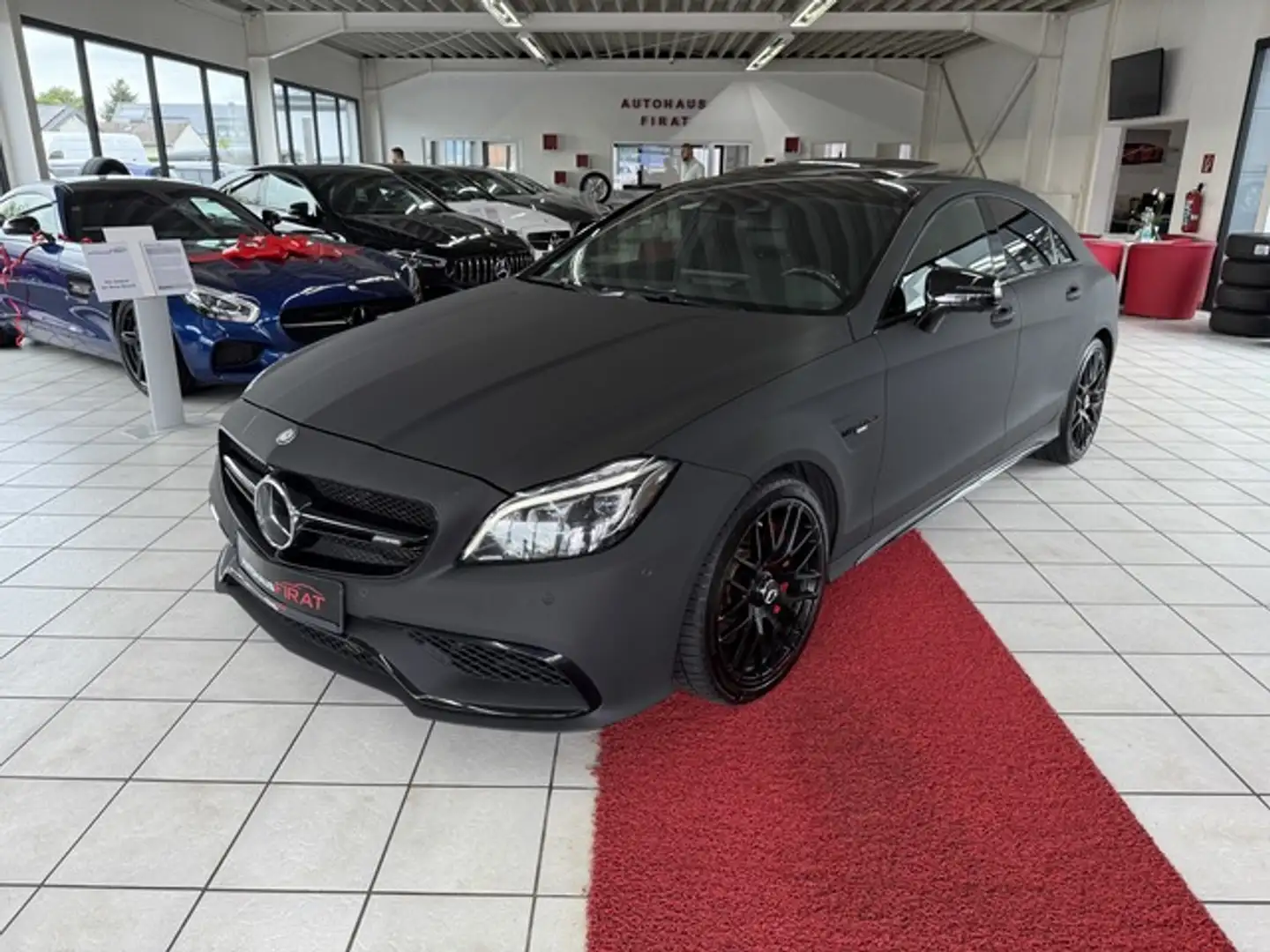 Mercedes-Benz CLS 63 AMG S 4-Matic Leder+Kamera+Navi+LED Gris - 1