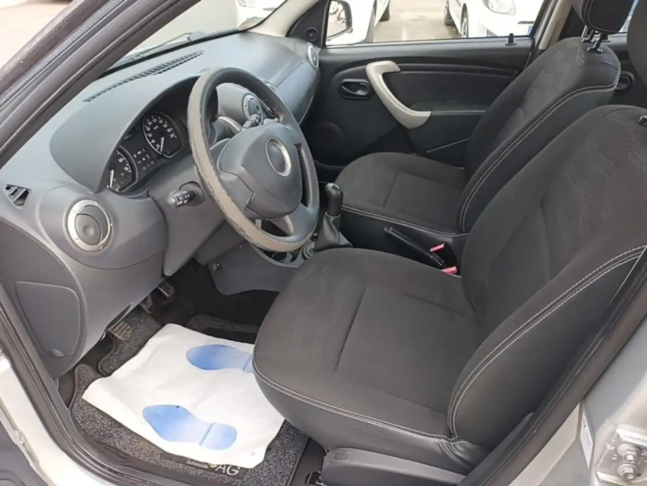 Dacia Sandero Sandero Stepway — photo 11