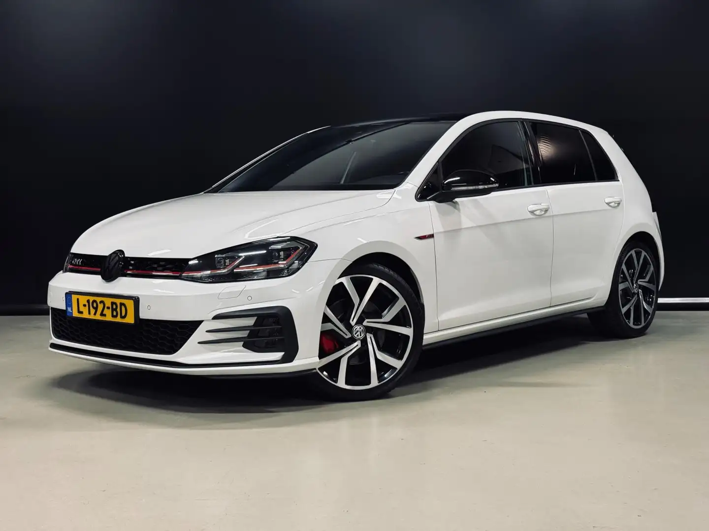 Volkswagen Golf GTI 2.0 TSI Performance, Pano, Virtual Cockpit, Voll L Blanc - 1