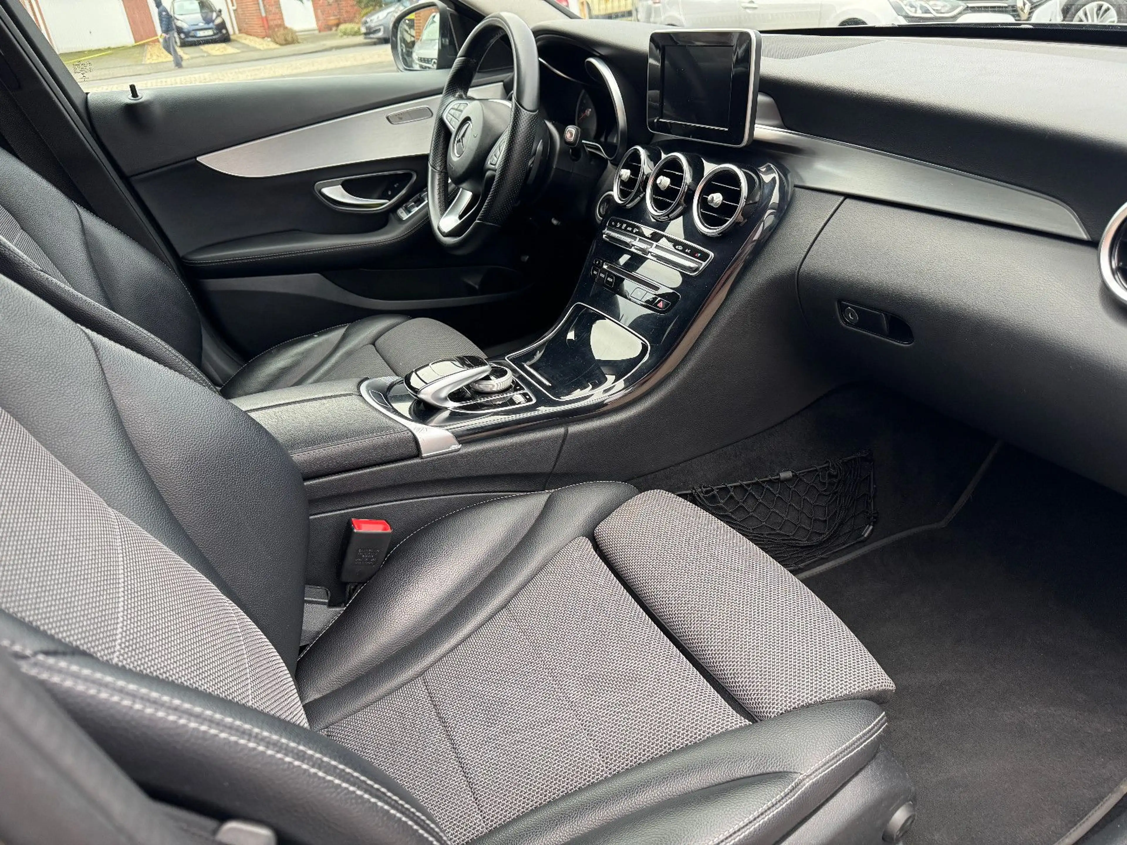 Mercedes-Benz C 250 C T-Modell C 250 T BlueTec /AMG/ — photo 10