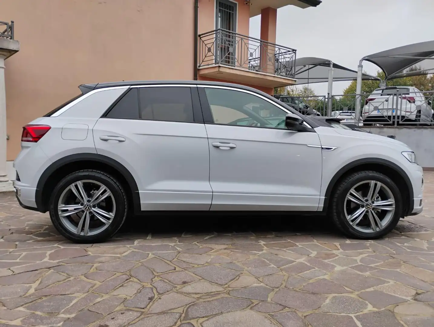 Volkswagen T-Roc 1.5 TSI ACT DSG R-Line Argent - 2
