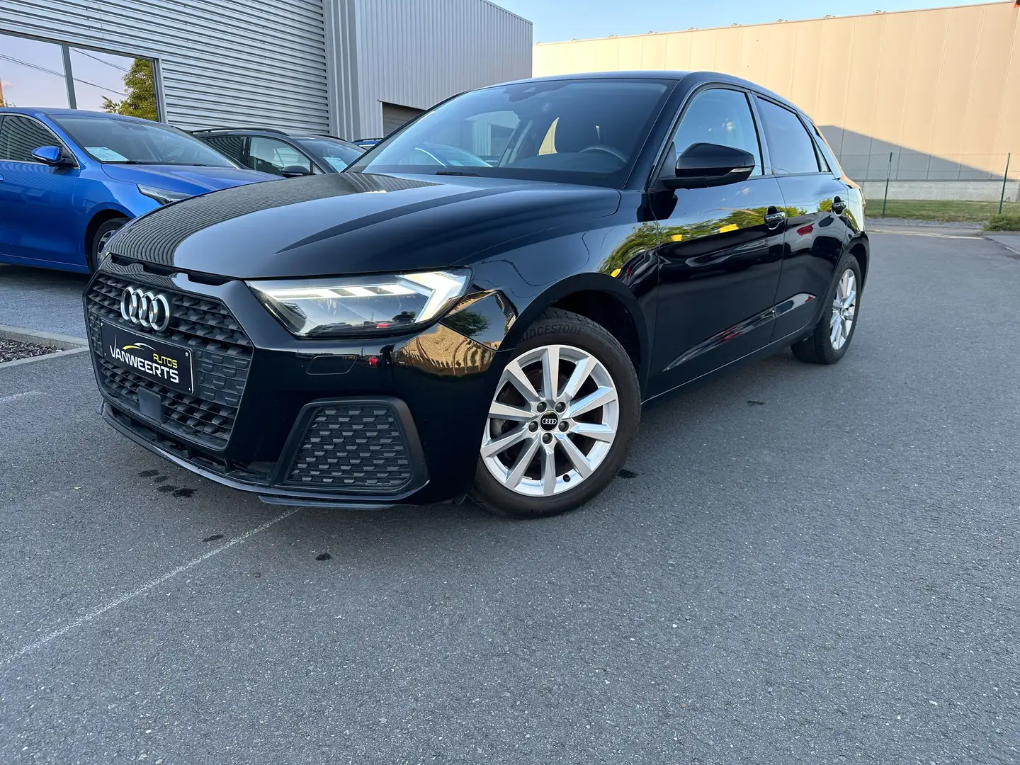 Audi A1 Sportback 30 TFSI Advanced S tronic, CARPLAY / LED Noir - 1